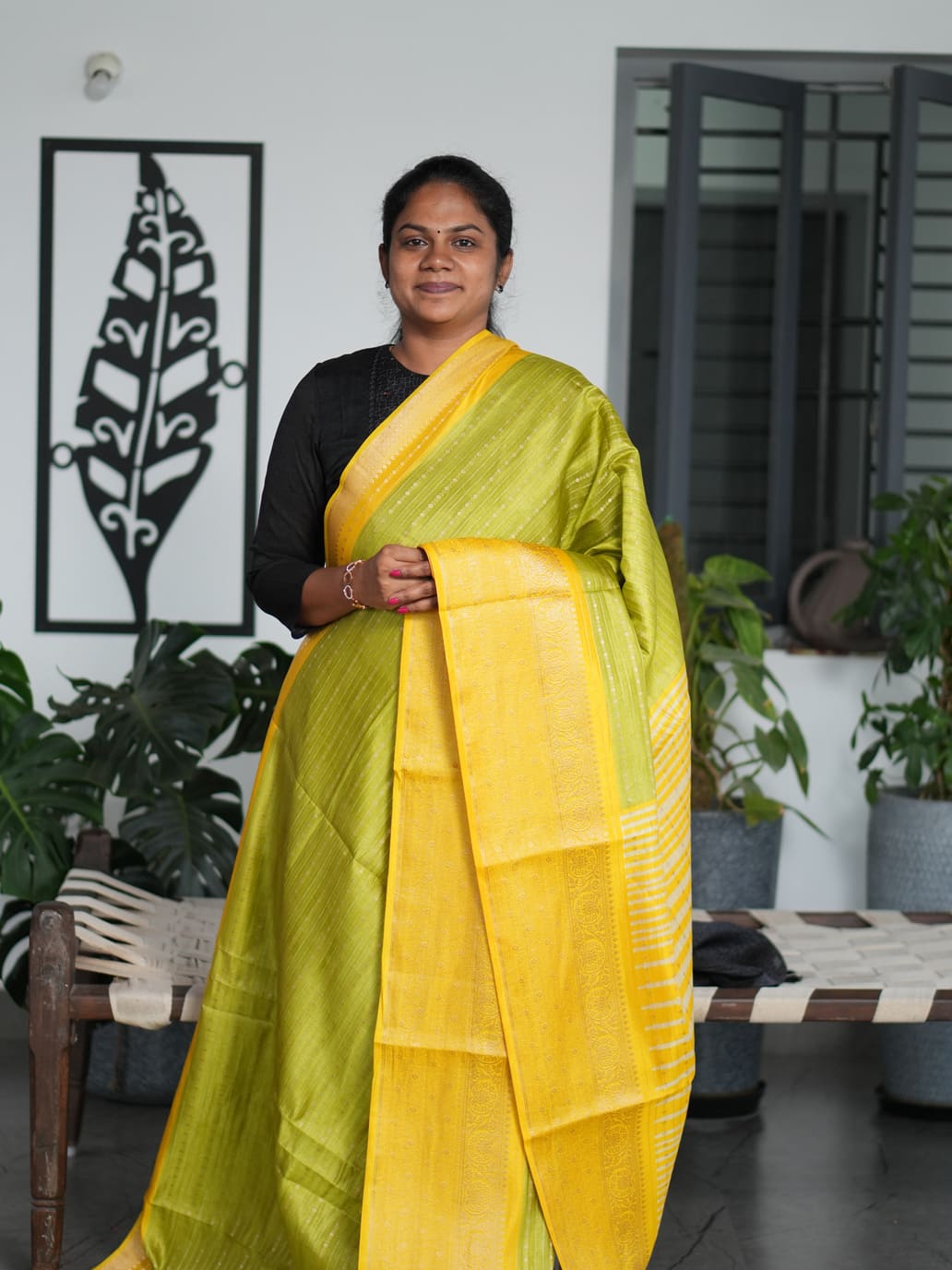 Semi Banarus Sarees Regal Elegance / SKU210 – 10