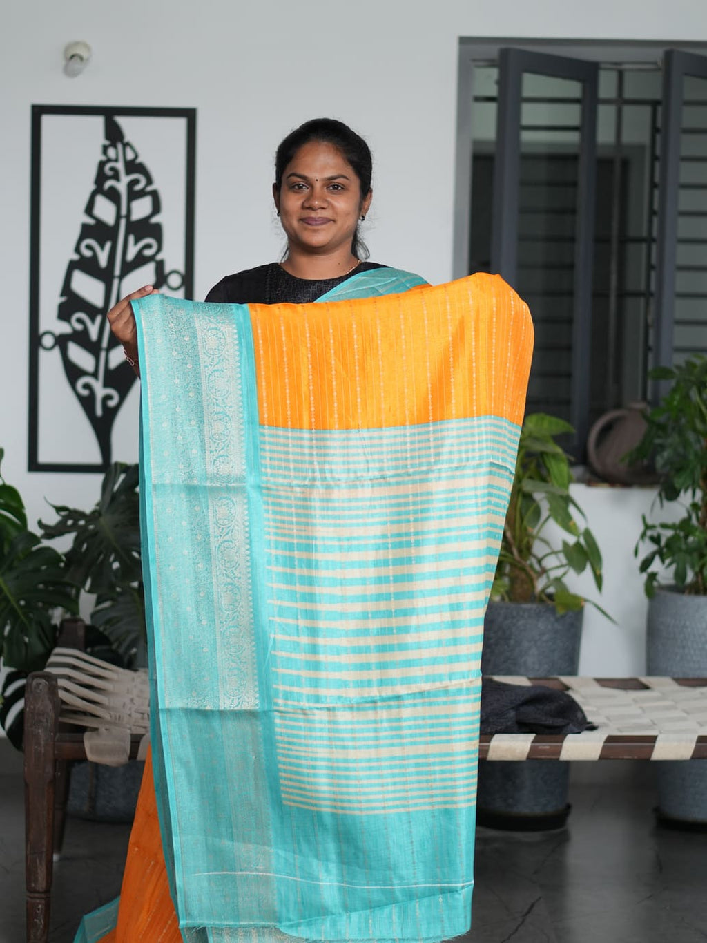 Semi Banarus Sarees Classic Splendor / SKU210 – 12