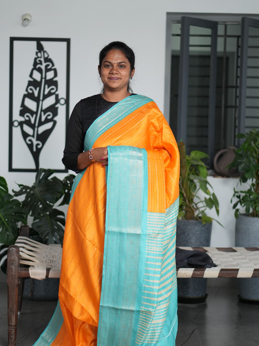 Semi Banarus Sarees Classic Splendor / SKU210 – 12