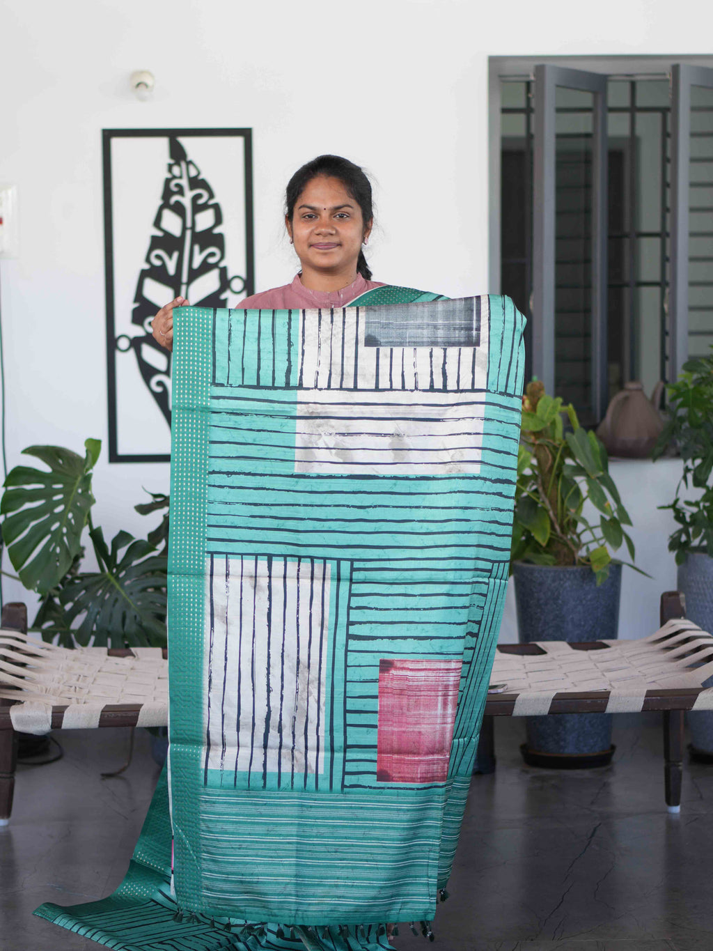 Printed Tussar Sarees Elegant Artwork / SKU266 – 4