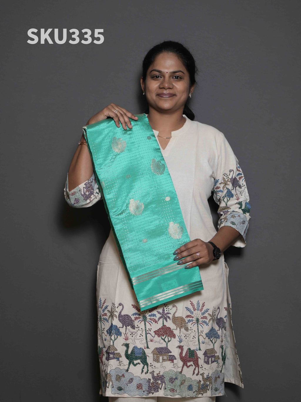 Vaira Oosi Silk Cotton Sarees Timeless Beauty / SKU335 – 5