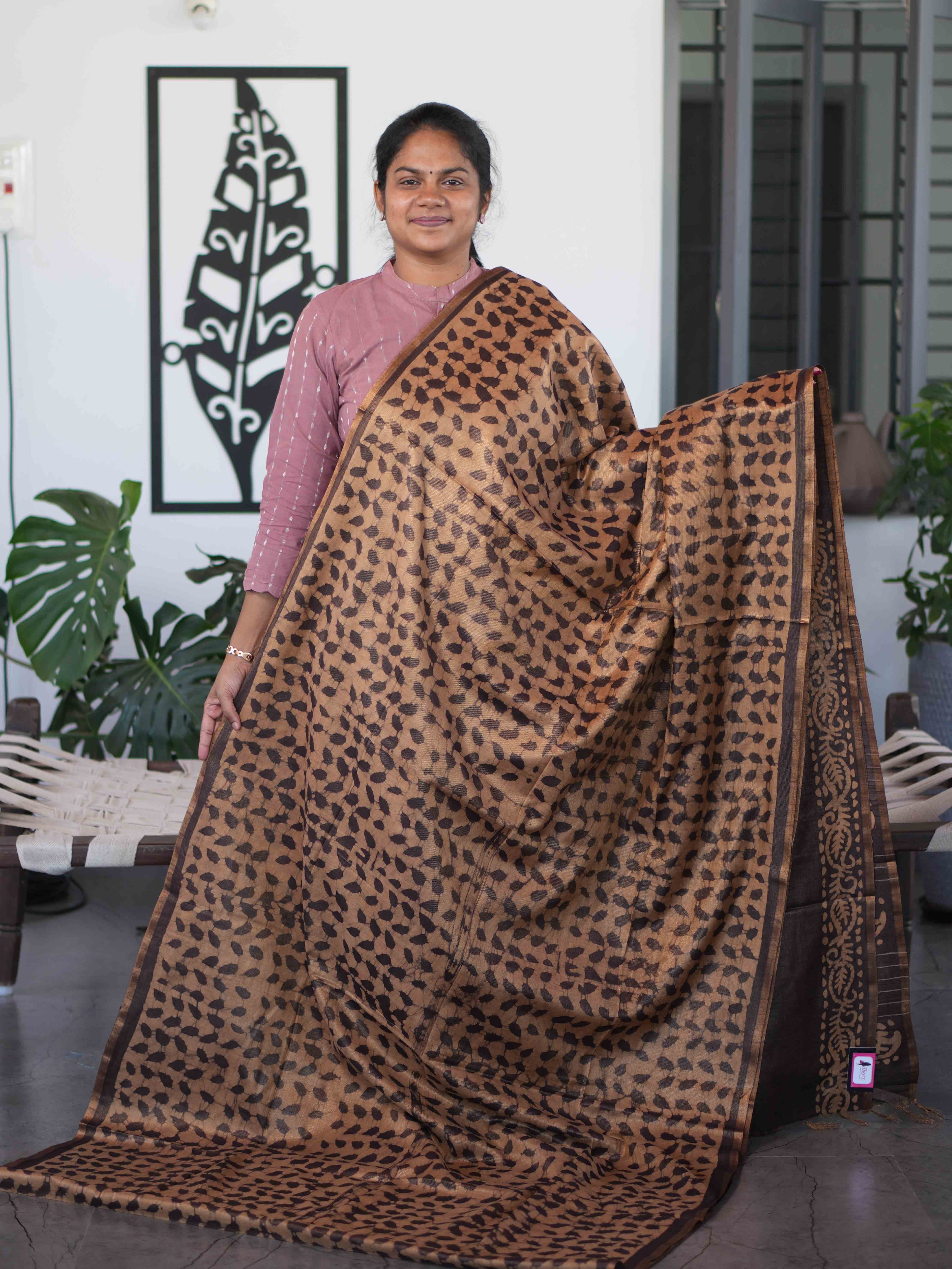 Tissue Staple Tussar Sarees Classic Charm / SKU264 – 3