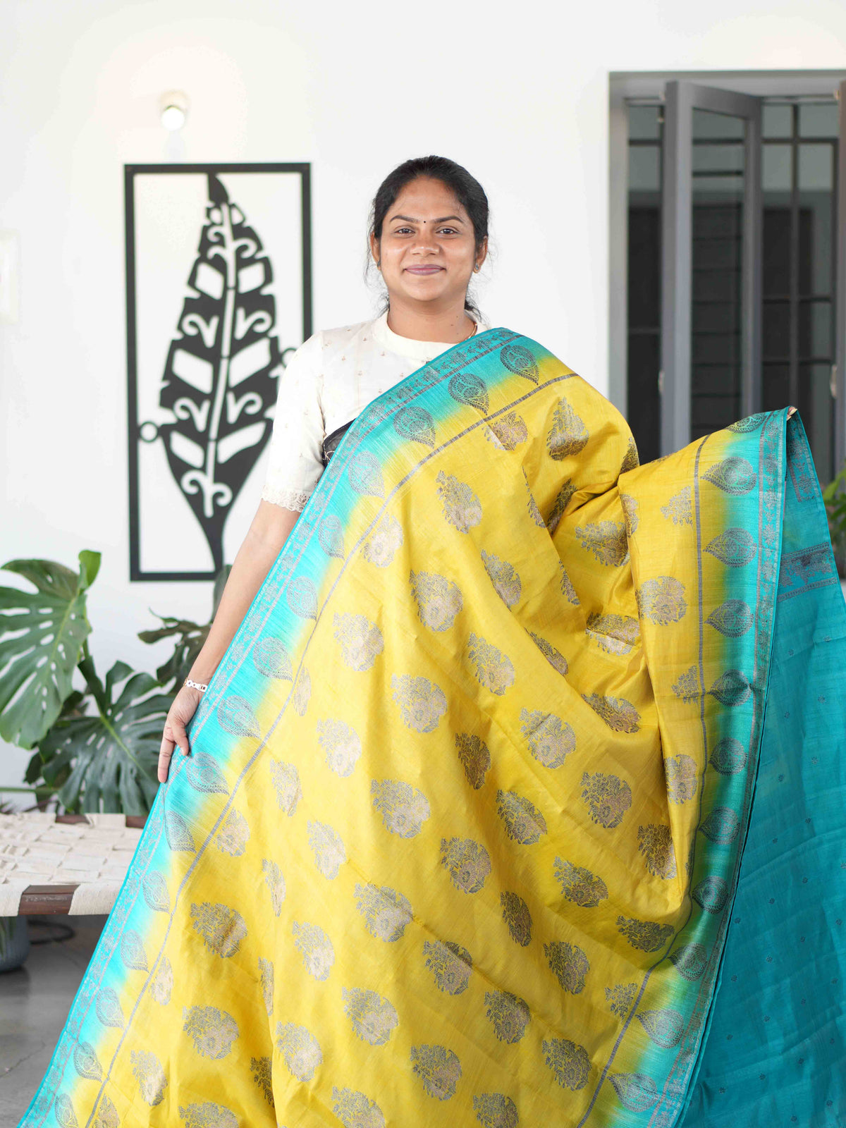Dupion Silk Sarees Signature Grace / SKU273 – 6