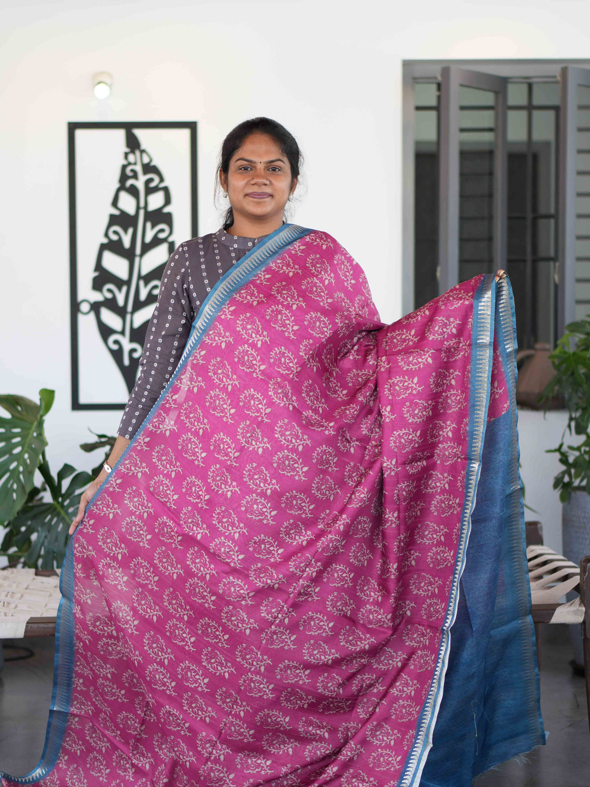Dola Tussar Sarees Classic Weave / SKU286 – 2
