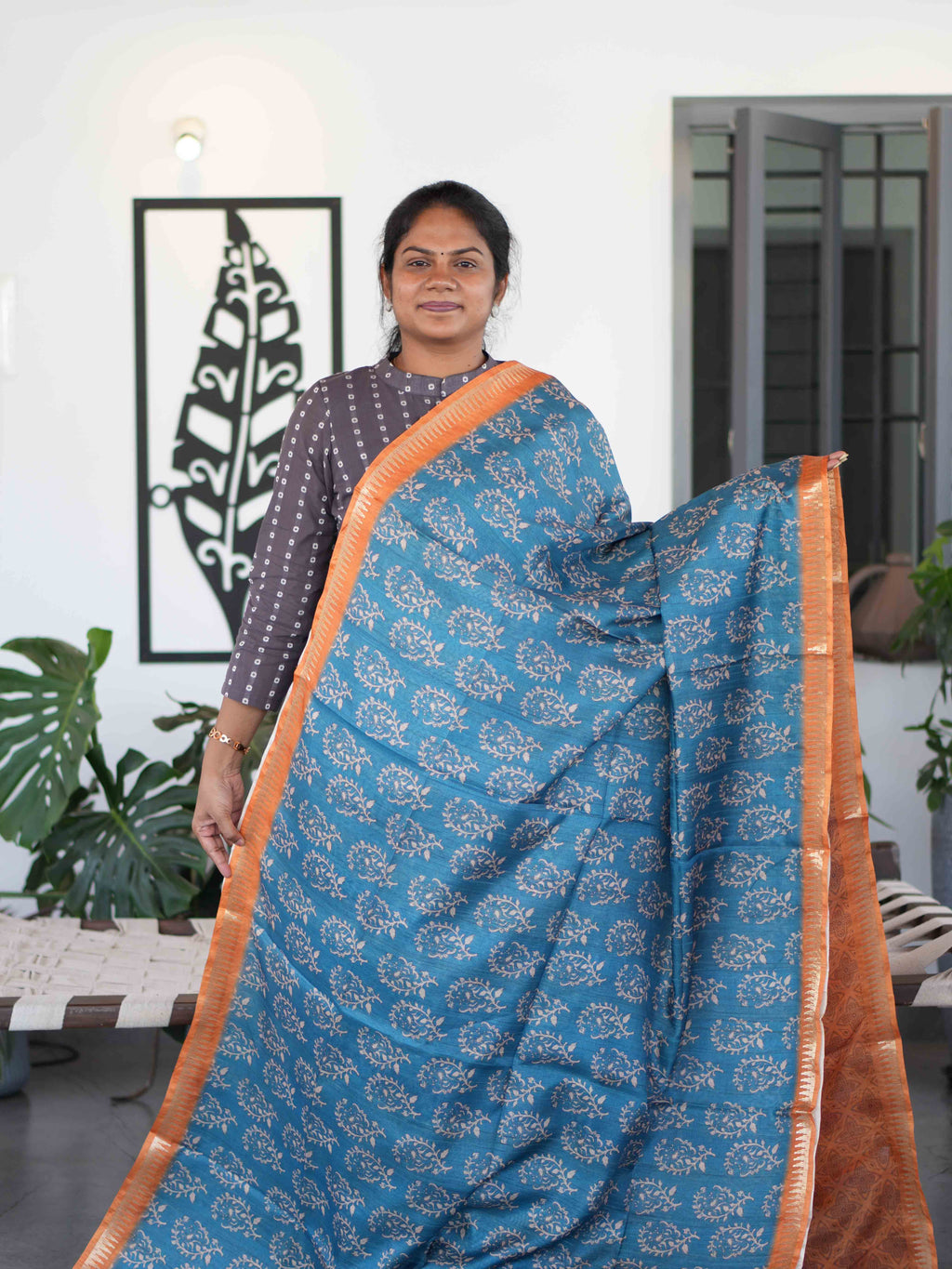 Dola Tussar Sarees Timeless Charm / SKU286 – 4