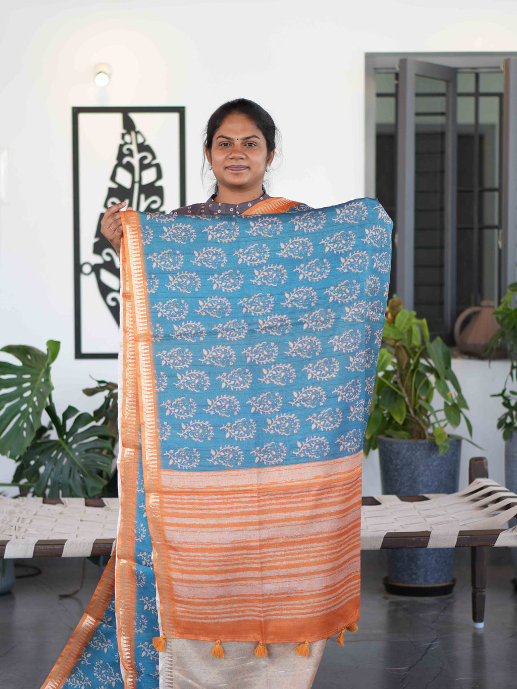Dola Tussar Sarees Timeless Charm / SKU286 – 4