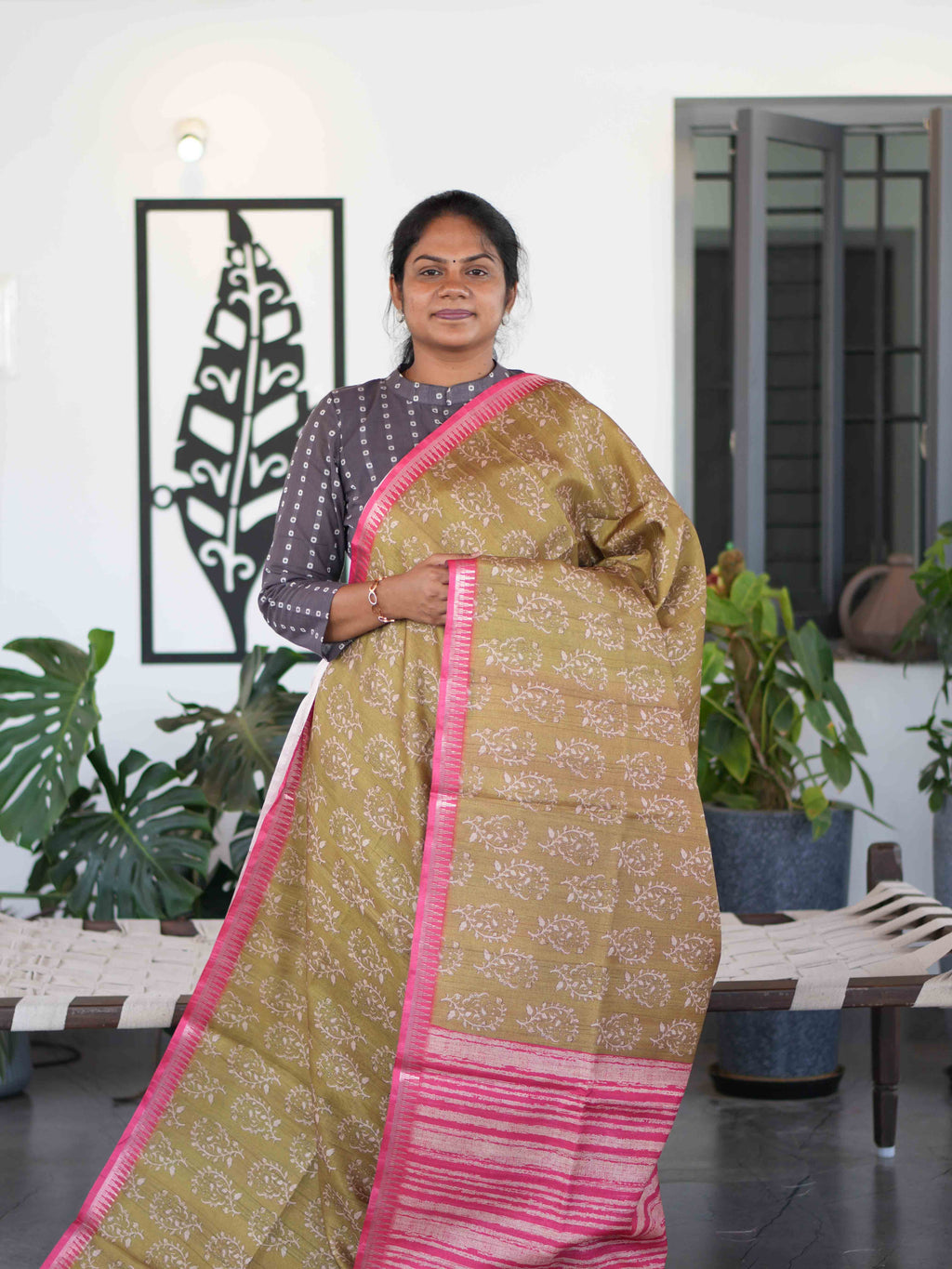 Dola Tussar Sarees Refined Grace / SKU286 – 5