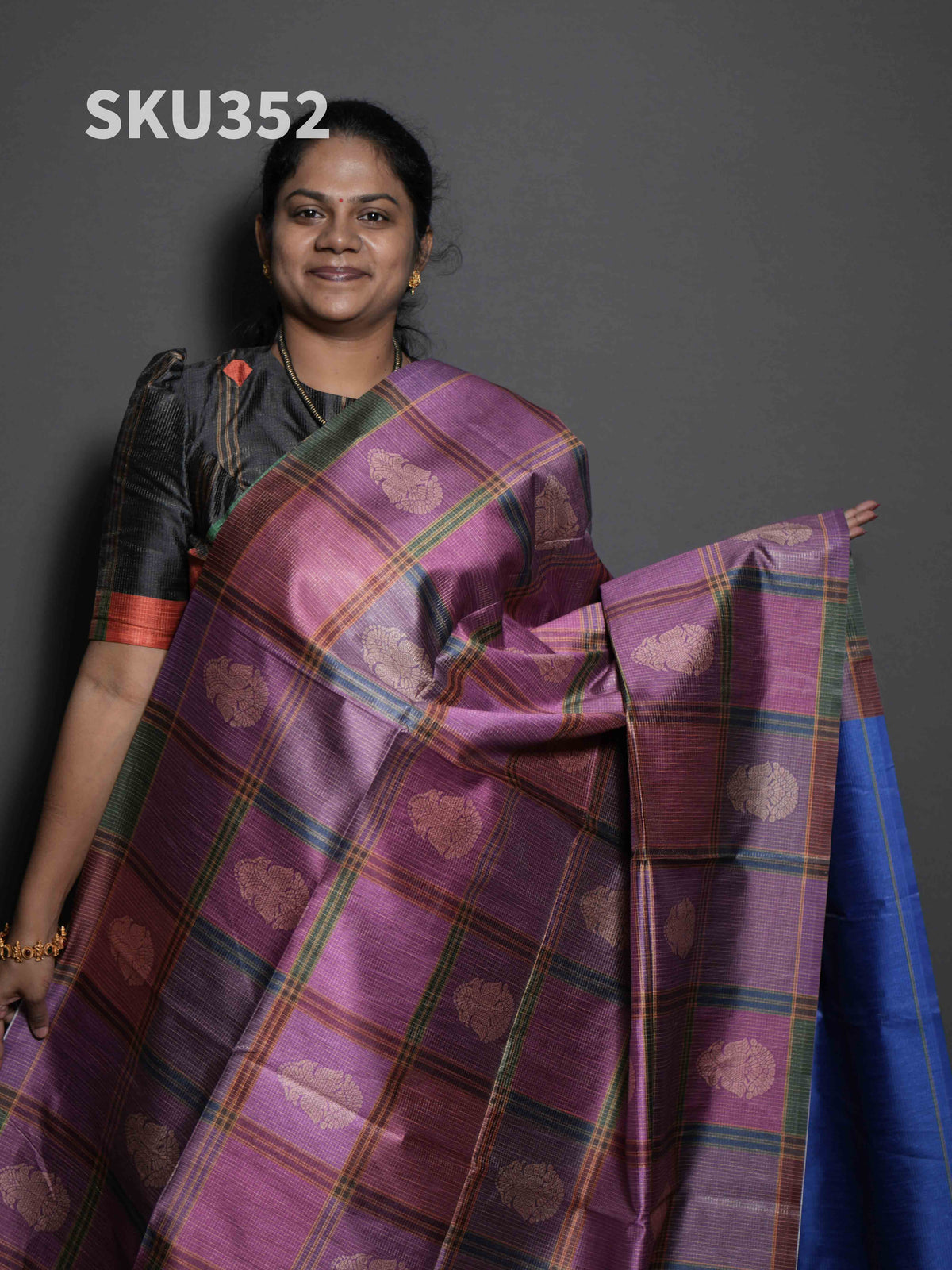Tissue Chappa Sarees Modern Appeal / SKU352 – 4