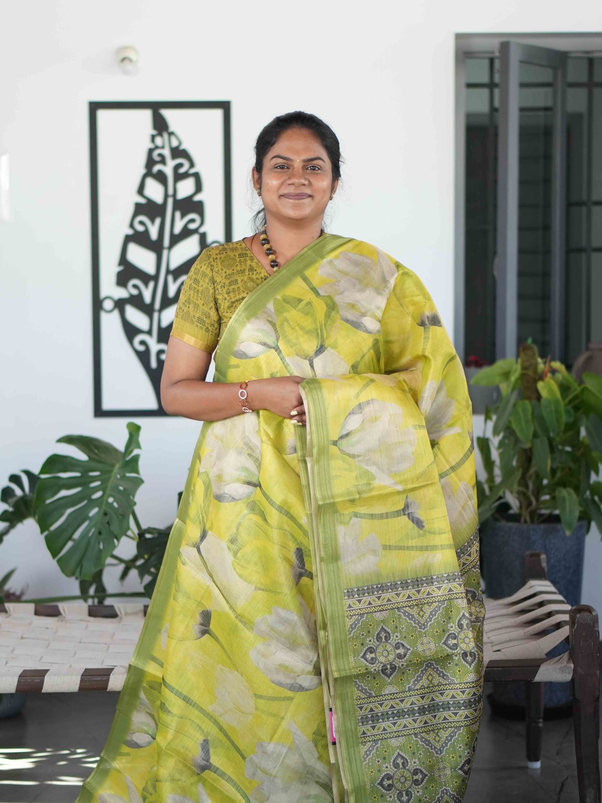 Linen Tissue Sarees Soft Radiance / SKU285 – 1