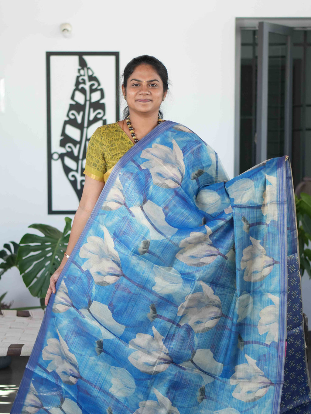 Linen Tissue Sarees Refined Charm / SKU285 – 5