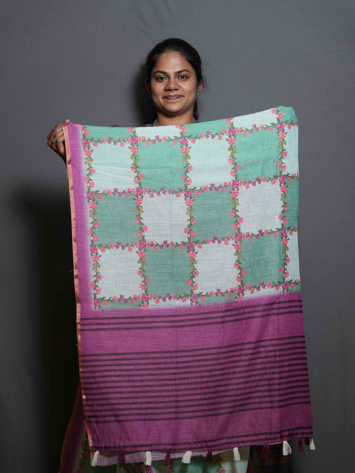 Linen Cotton Sarees Refined Grace / SKU289 – 4