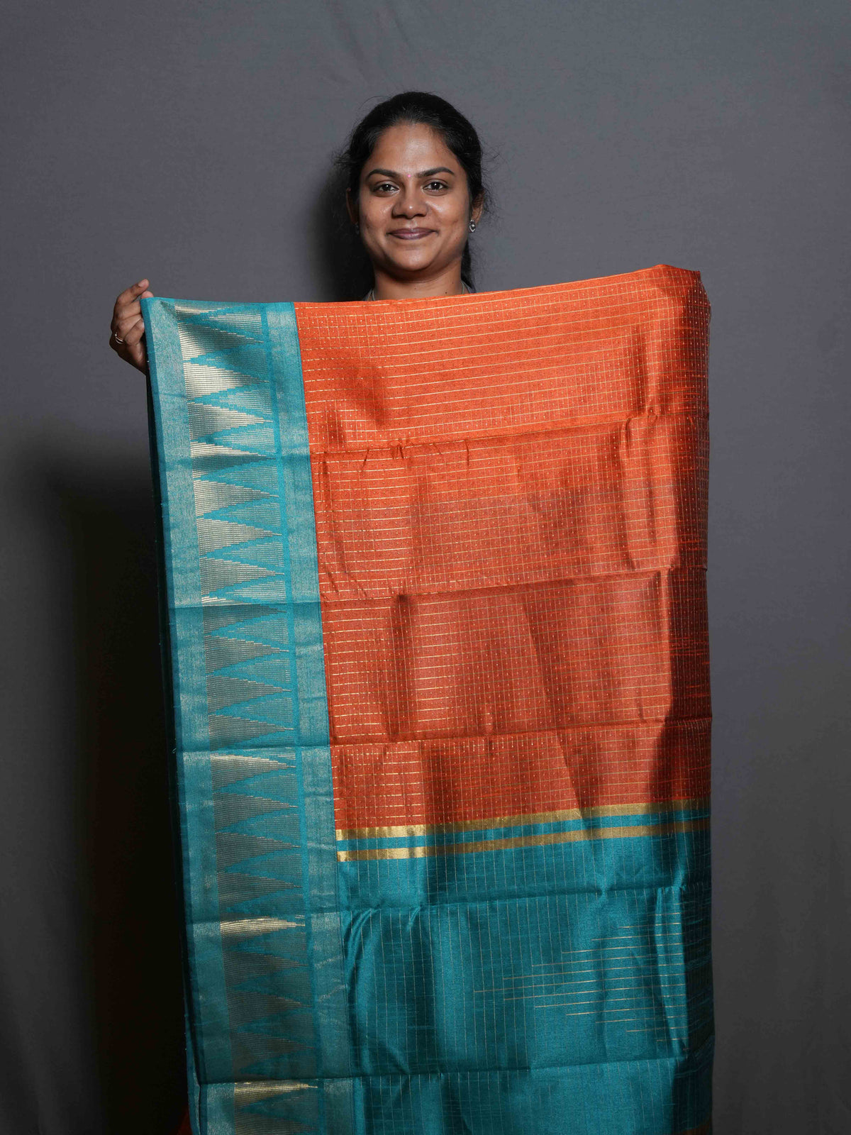 Raw Silk Sarees Classic Charm / SKU292 – 3
