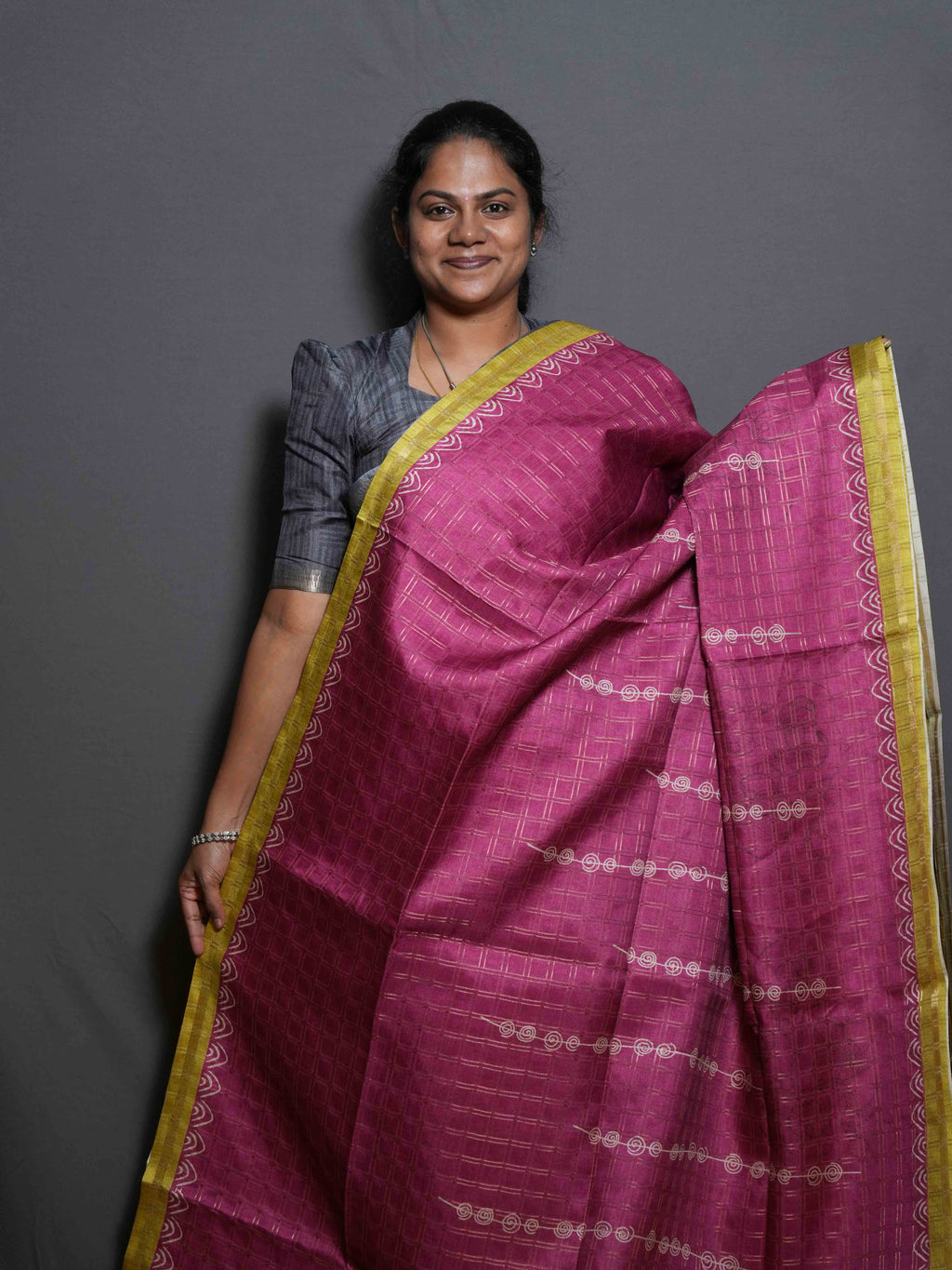 Varnika Chex Sarees Classic Checks / SKU295 – 1