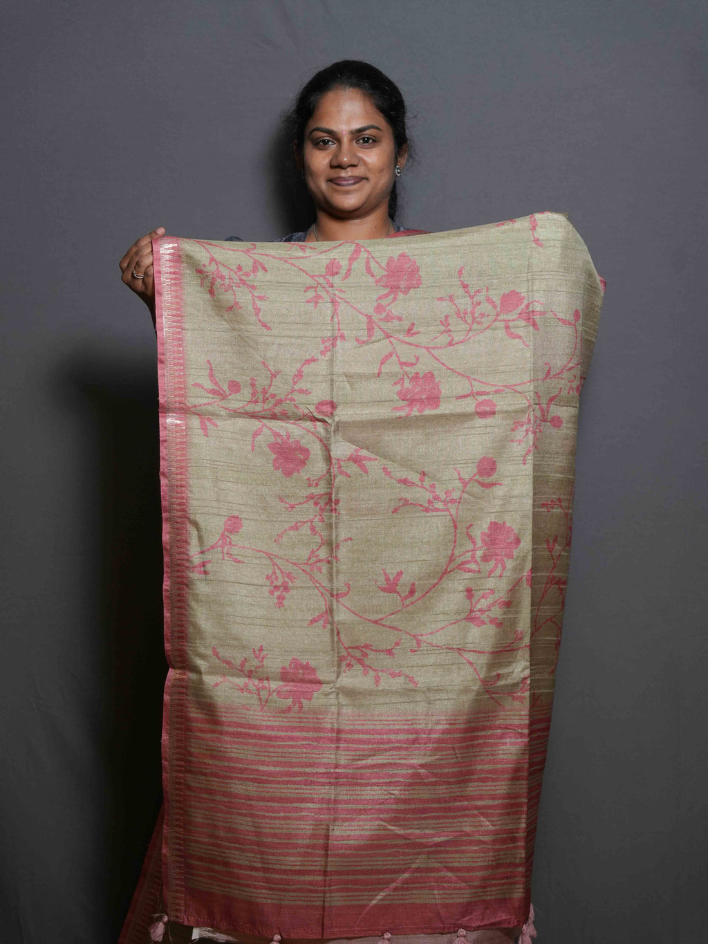 Matka Tussar Sarees Refined Grace / SKU290 – 3
