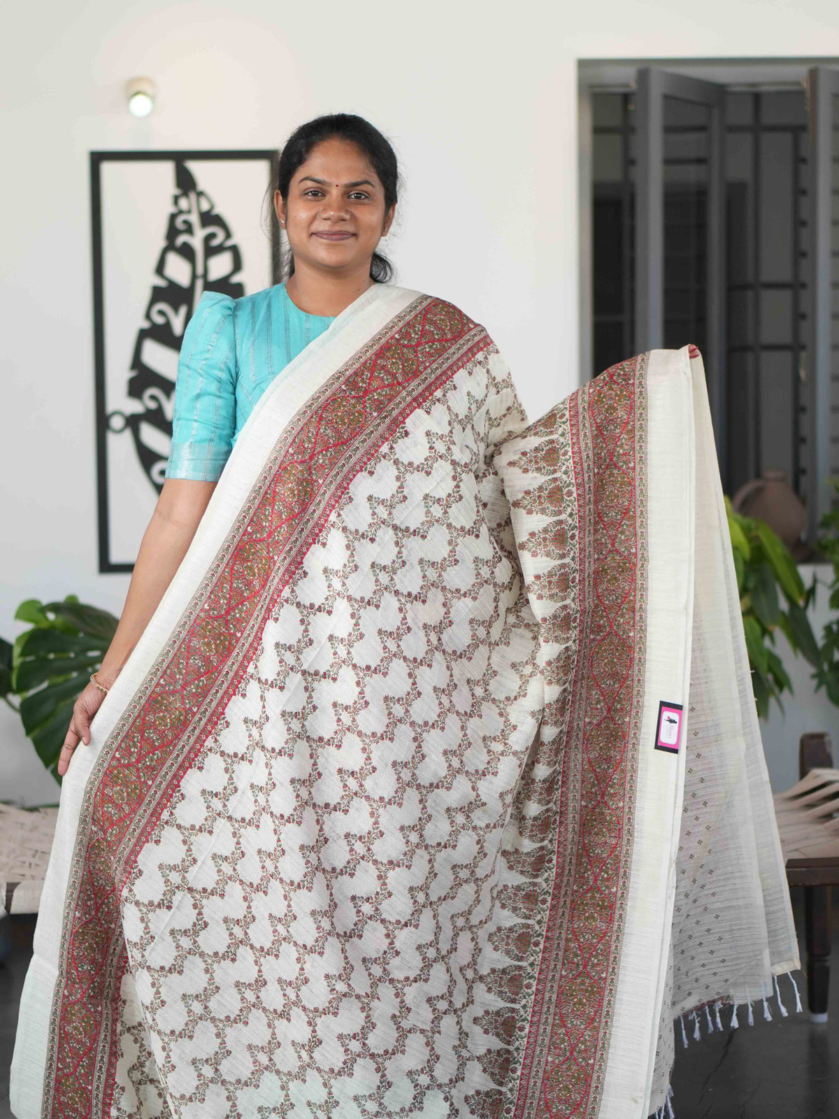 Printed Jute Cotton Sarees Refined Artwork / SKU301 – 6