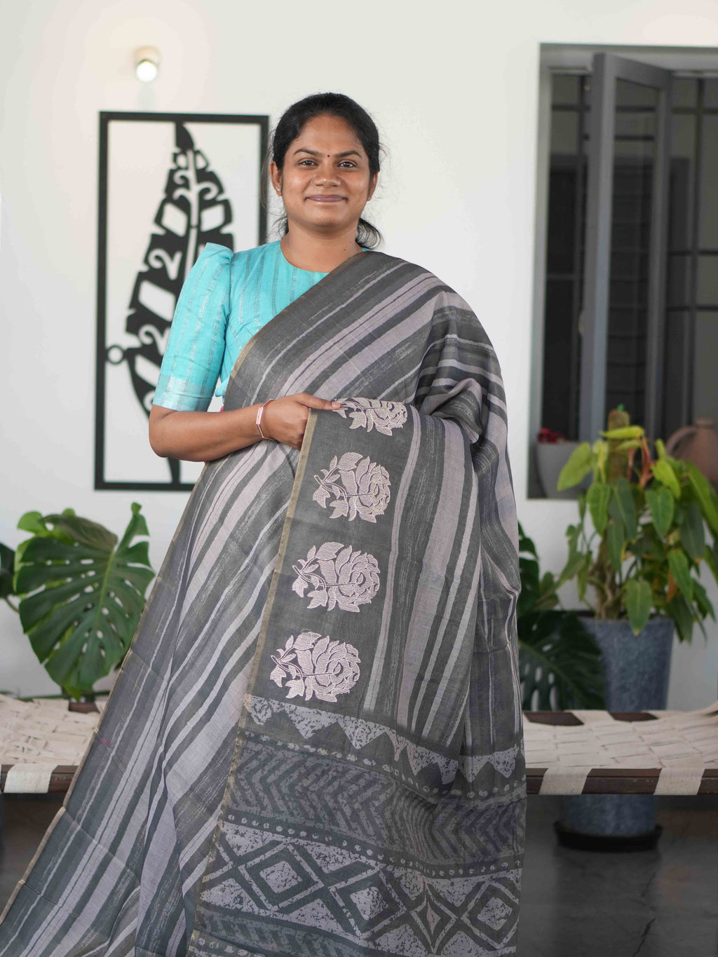 Printed Linen Tissue Sarees Heritage Charm / SKU305 – 002