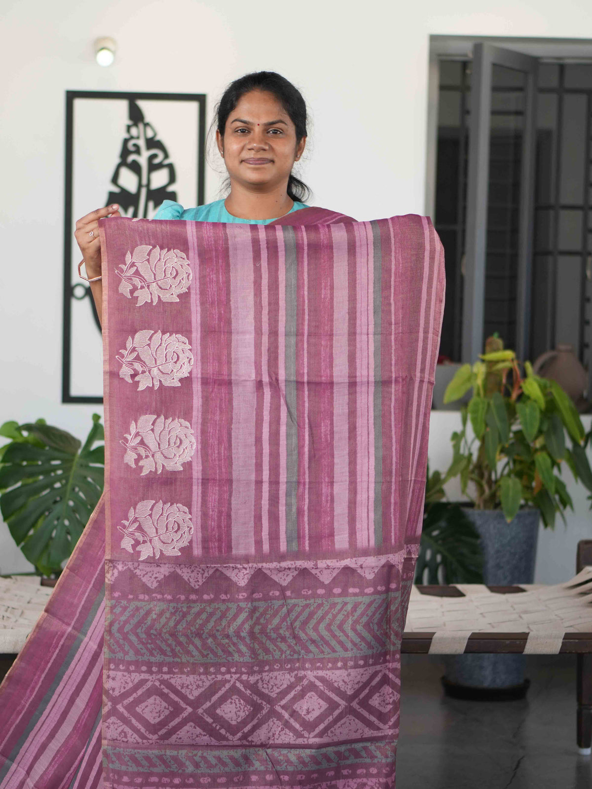 Printed Linen Tissue Sarees Classic Radiance / SKU305 – 003