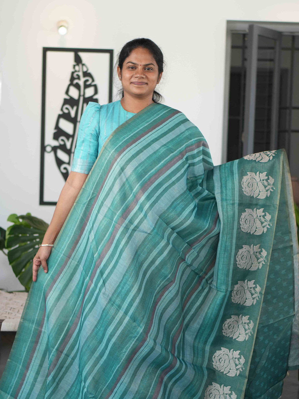 Printed Linen Tissue Sarees Elegant Weave / SKU305 – 004