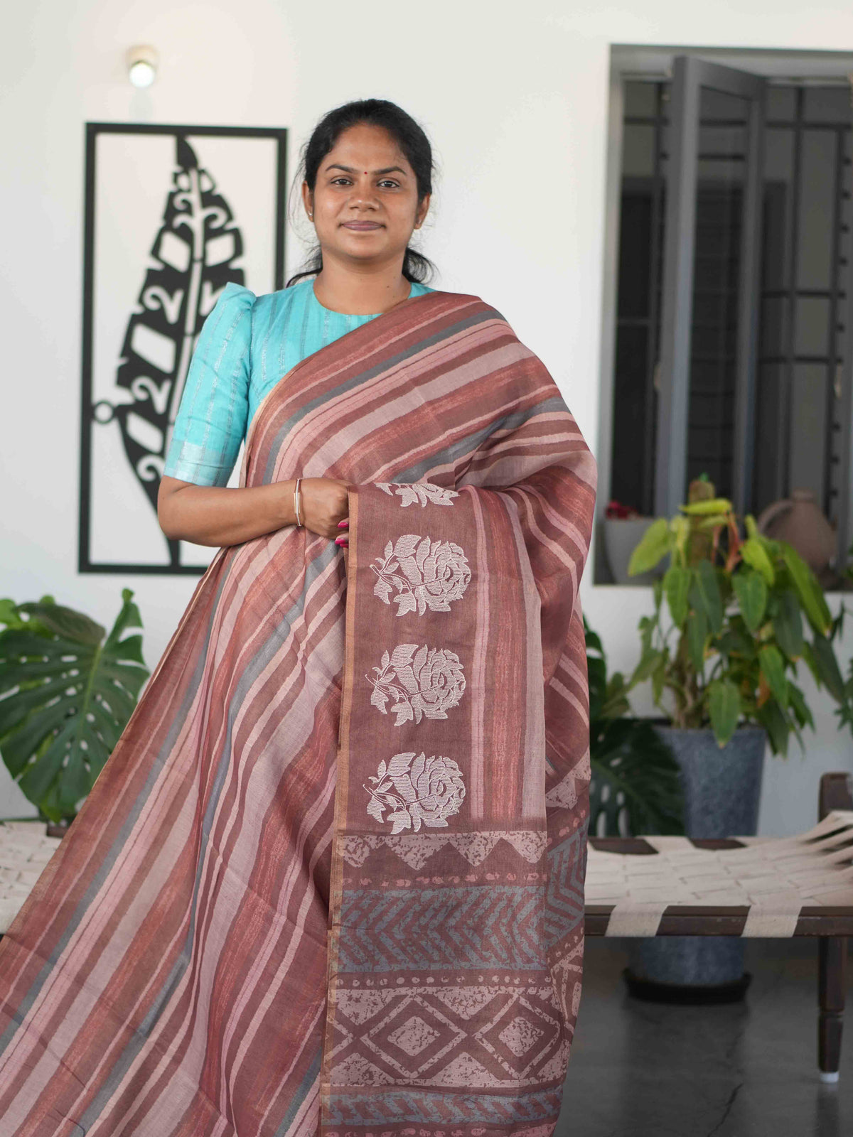 Printed Linen Tissue Sarees Festive Radiance / SKU305 – 005