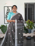 Linen Sarees Refined Grace / SKU304 – 4