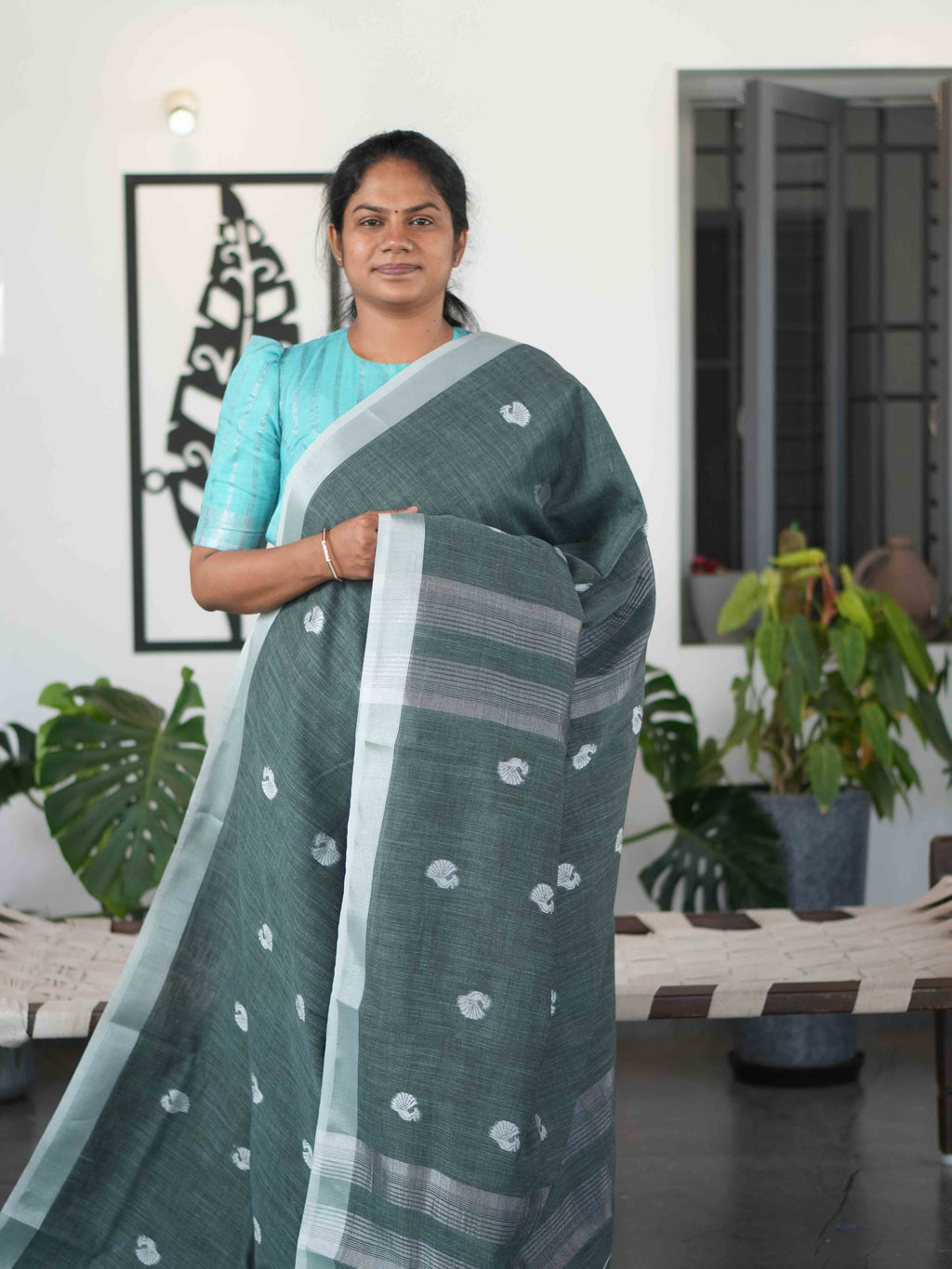 Linen Sarees Timeless Charm / SKU304 – 5