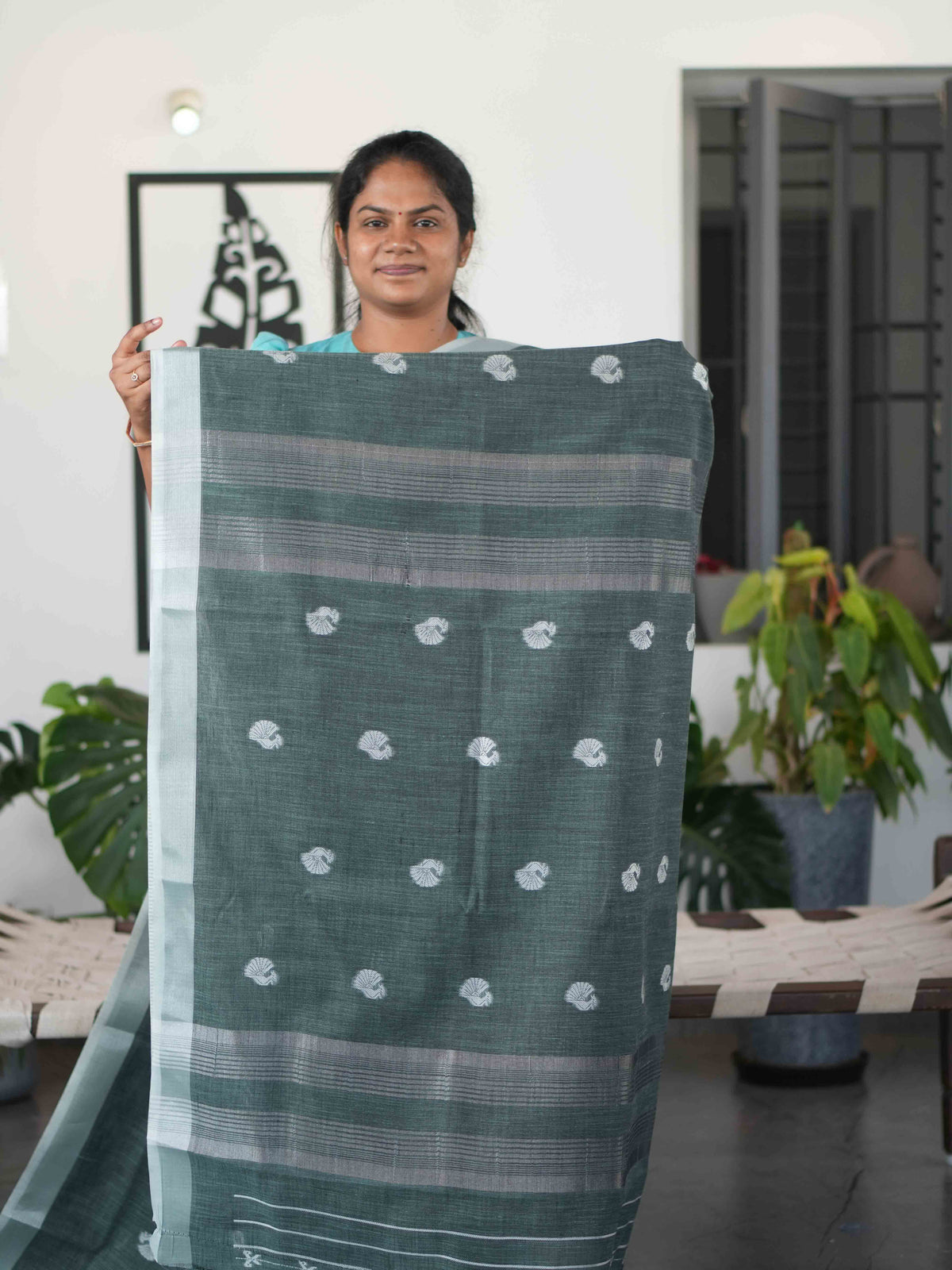 Linen Sarees Timeless Charm / SKU304 – 5