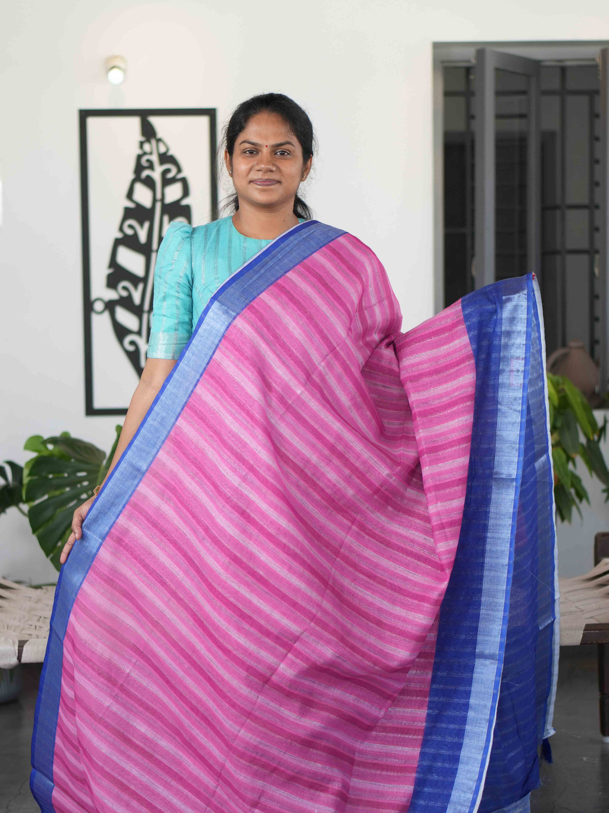 Zari Linen Sarees Graceful Texture / SKU284 – 3