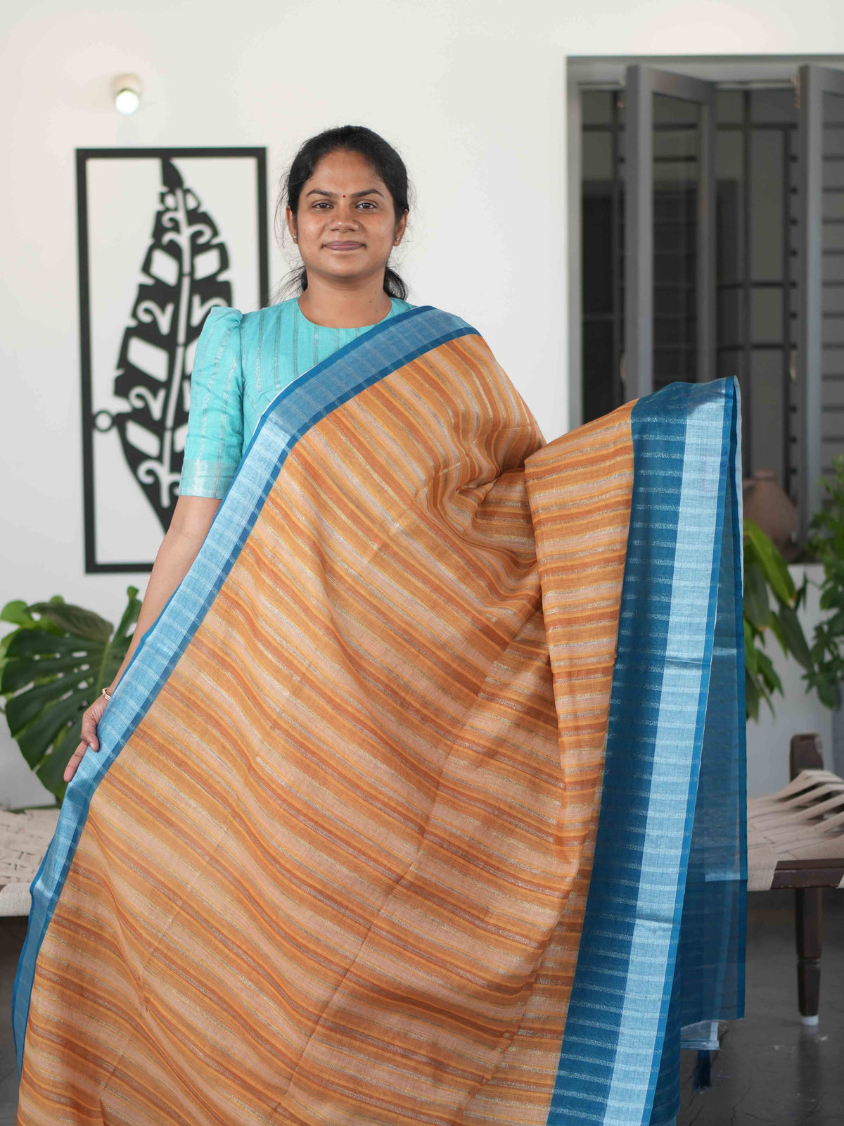 Zari Linen Sarees Refined Elegance / SKU284 – 5