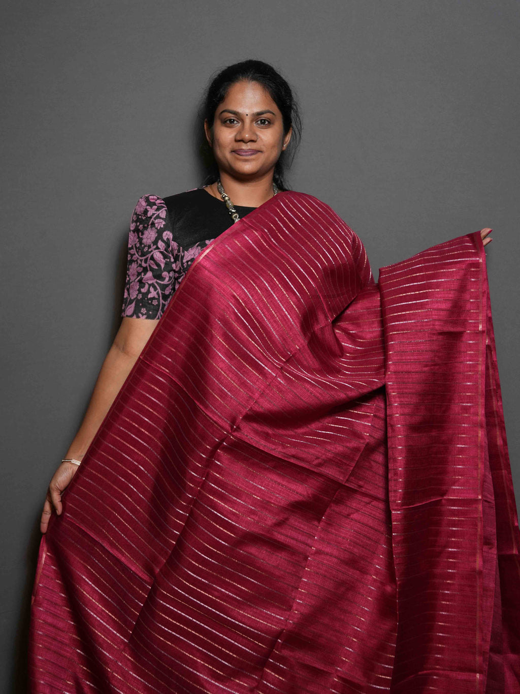 Vaira Oosi Tussar Sarees Royal Heritage / SKU299 – 1