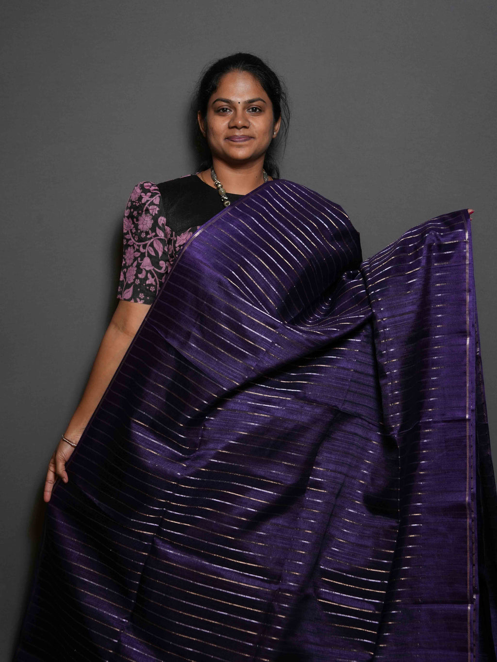 Vaira Oosi Tussar Sarees Regal Charm / SKU299 – 2