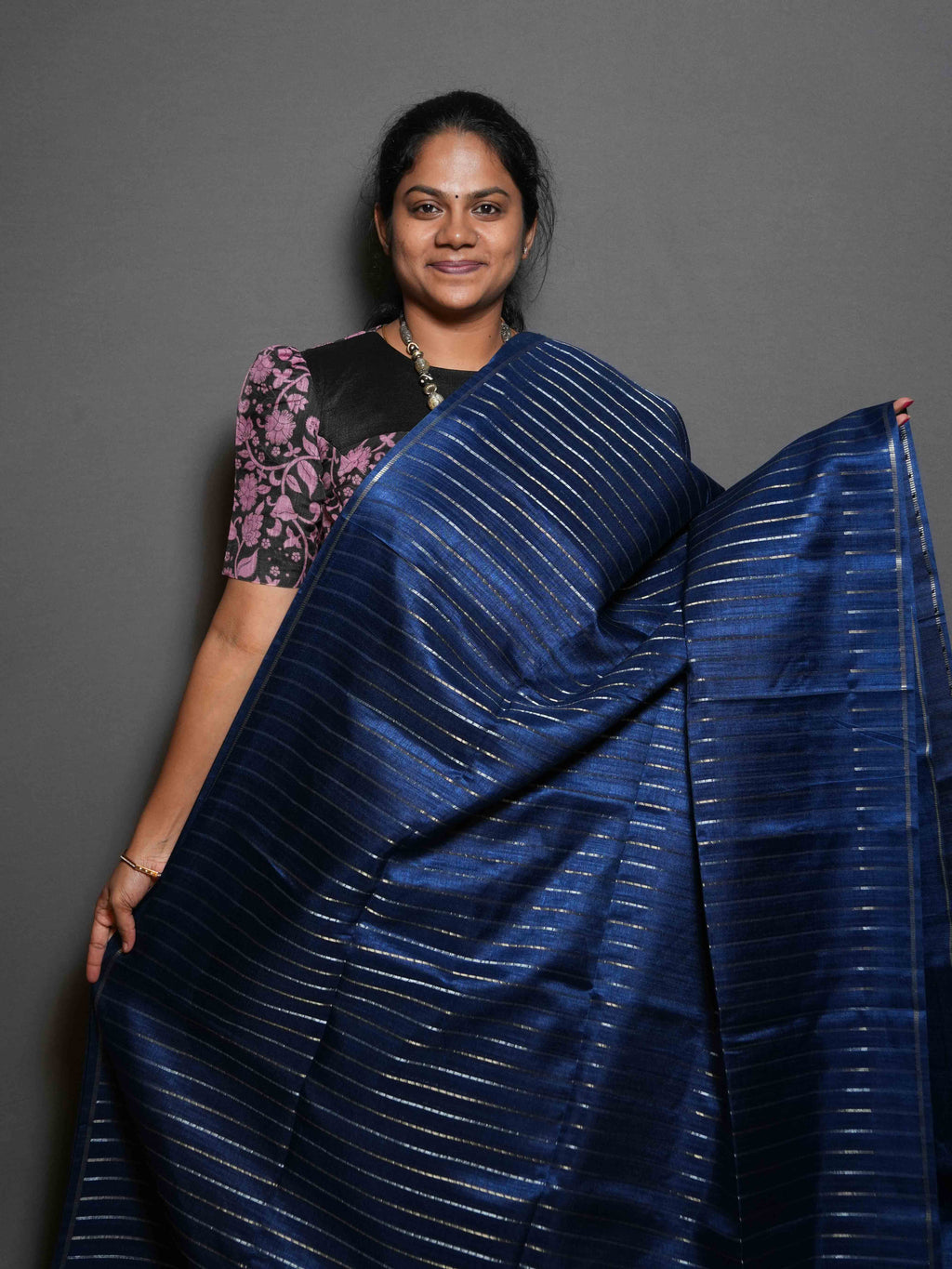 Vaira Oosi Tussar Sarees Classic Prestige / SKU299 – 3