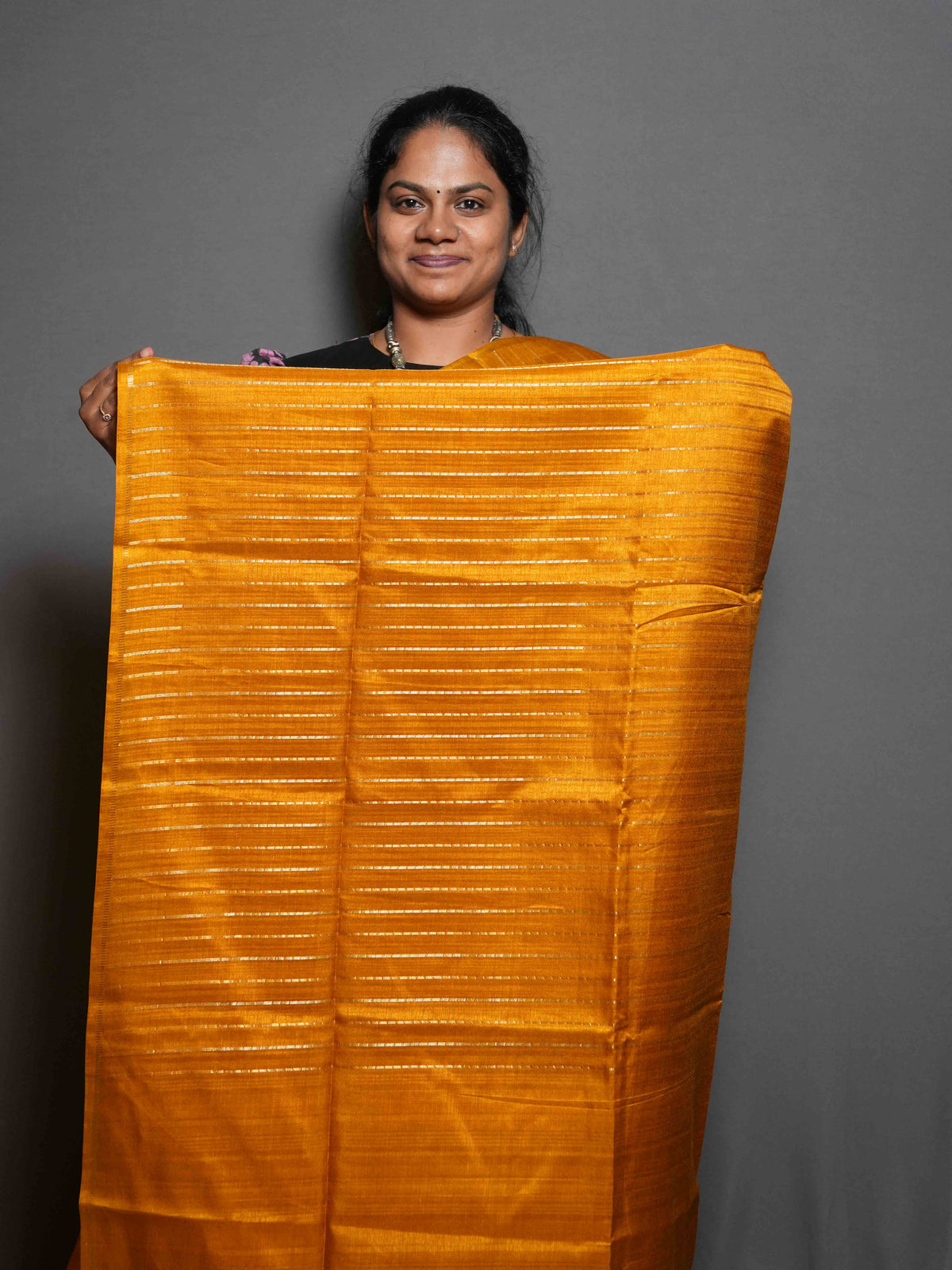 Vaira Oosi Tussar Sarees Festive Radiance / SKU299 – 4