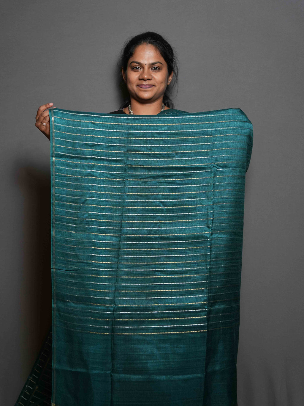 Vaira Oosi Tussar Sarees Majestic Weave / SKU299 – 5