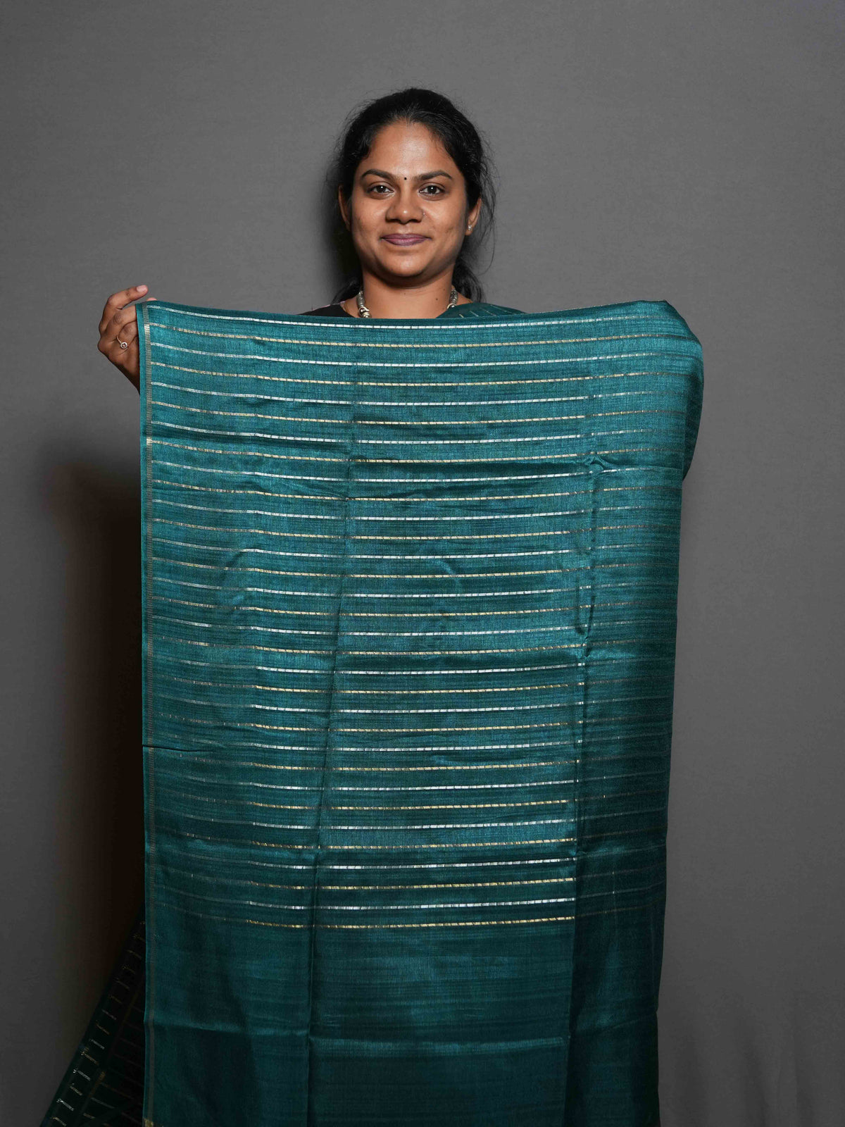 Vaira Oosi Tussar Sarees Majestic Weave / SKU299 – 5
