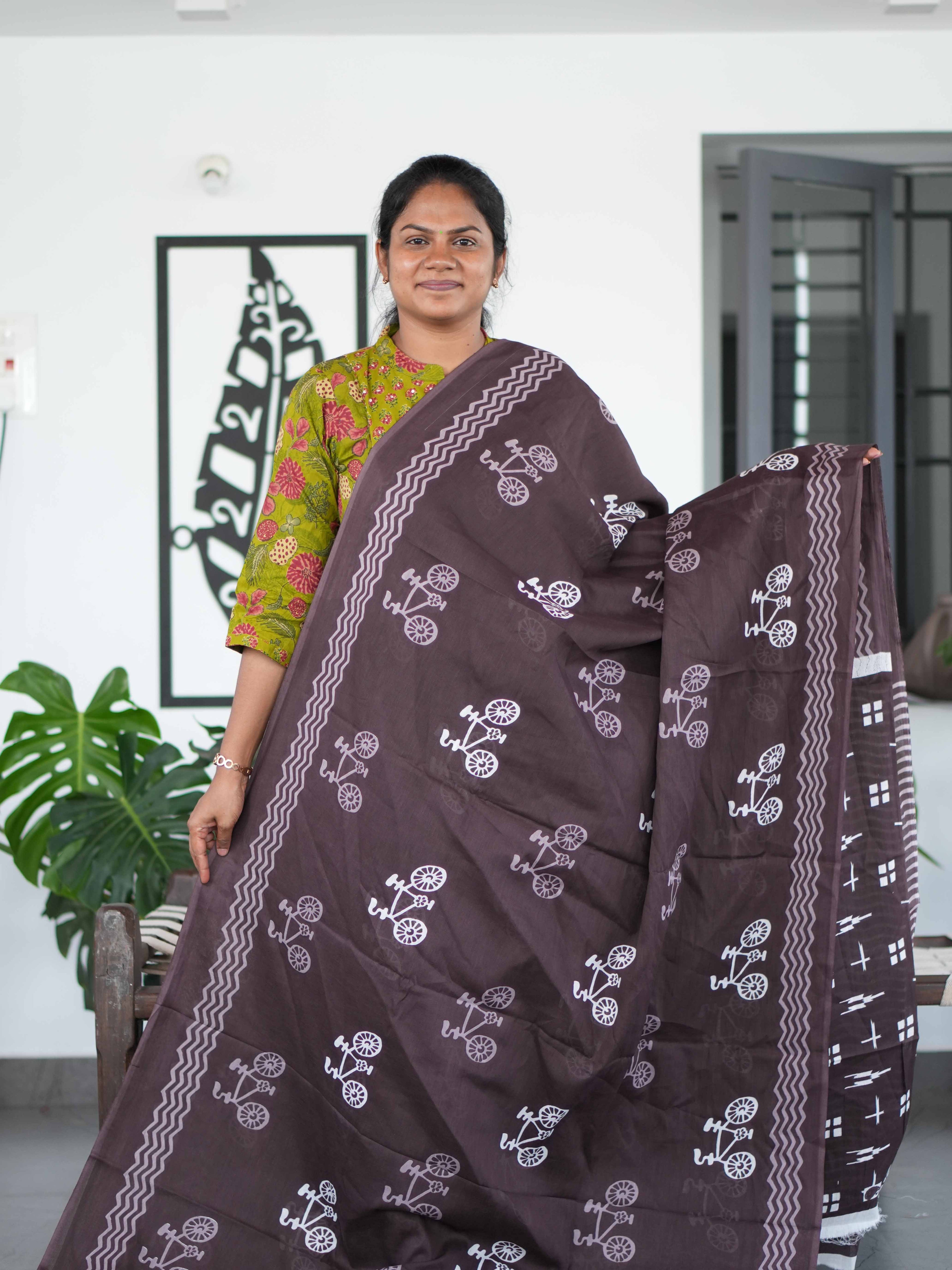 Mul Mul Cotton Sarees Timeless Charm / SKU194 – 12