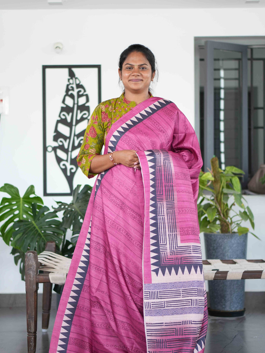 Printed Tussar Sarees Artistic Bloom / SKU217 – 1