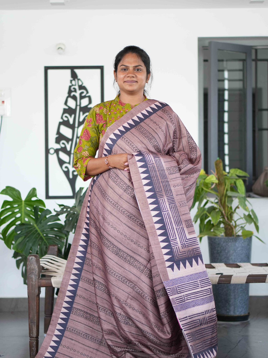 Printed Tussar Sarees Elegant Motifs / SKU217 – 2