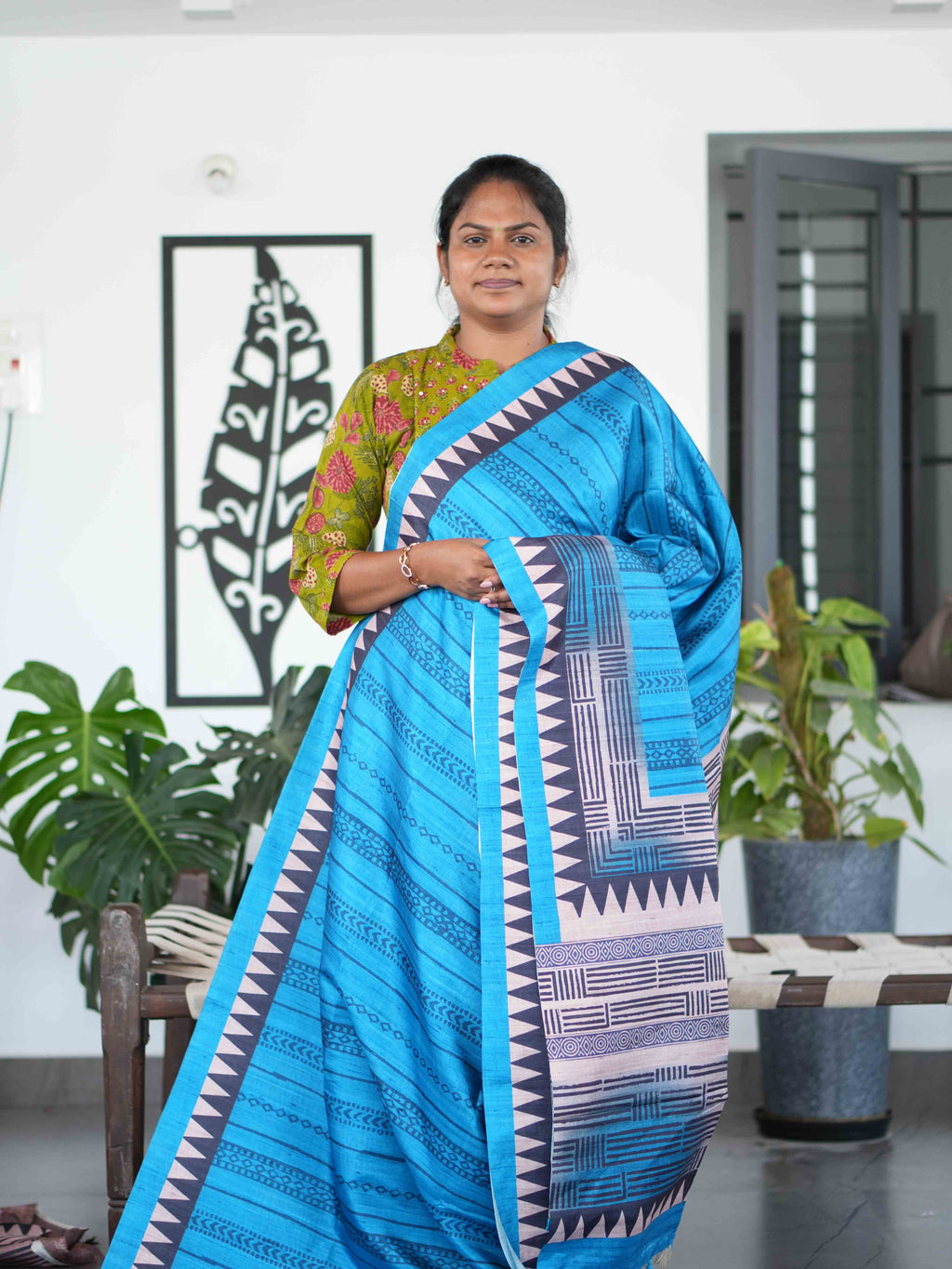 Printed Tussar Sarees Floral Essence / SKU217 – 3