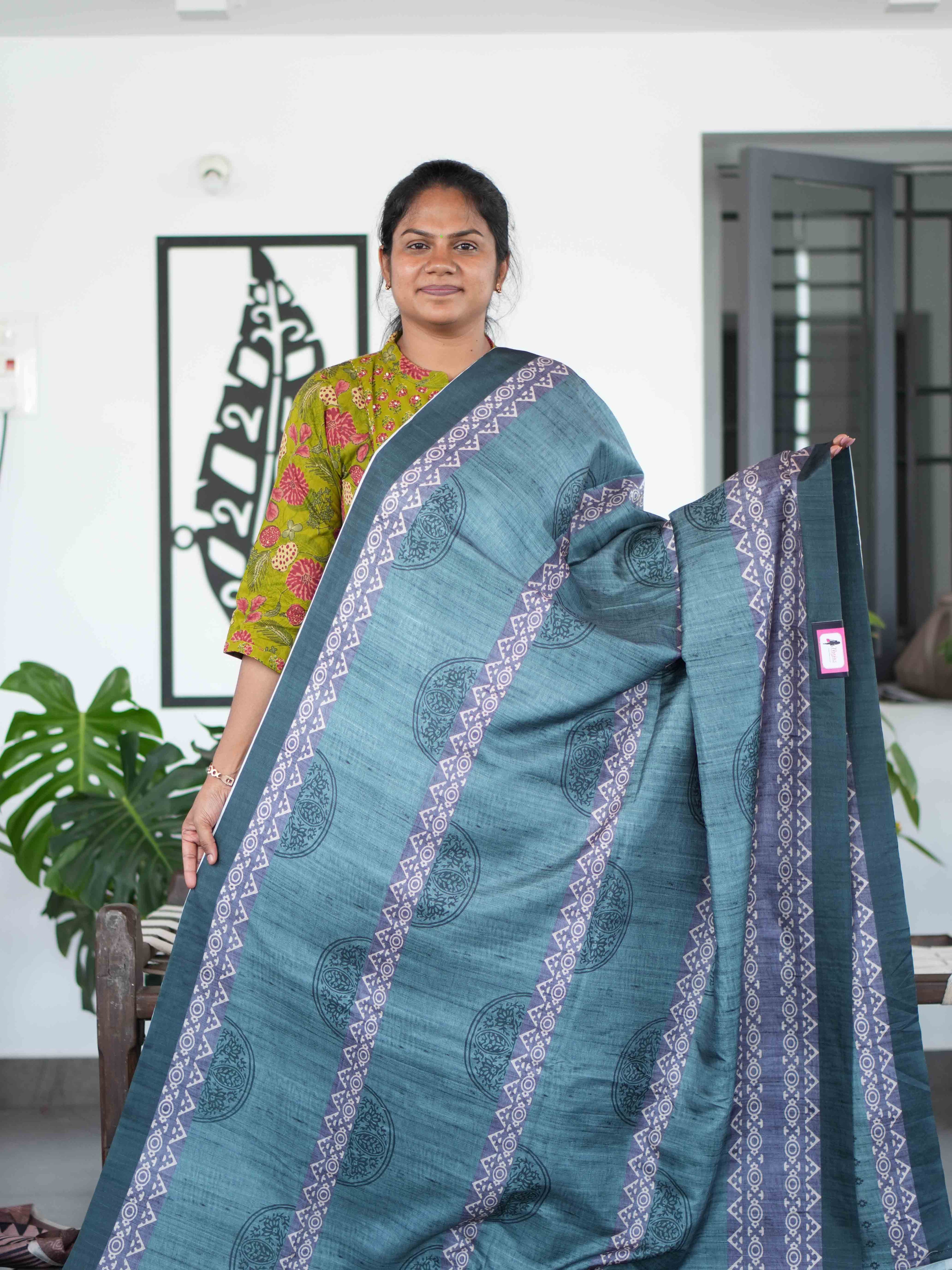 Printed Tussar Sarees Modern Canvas / SKU217 – 6
