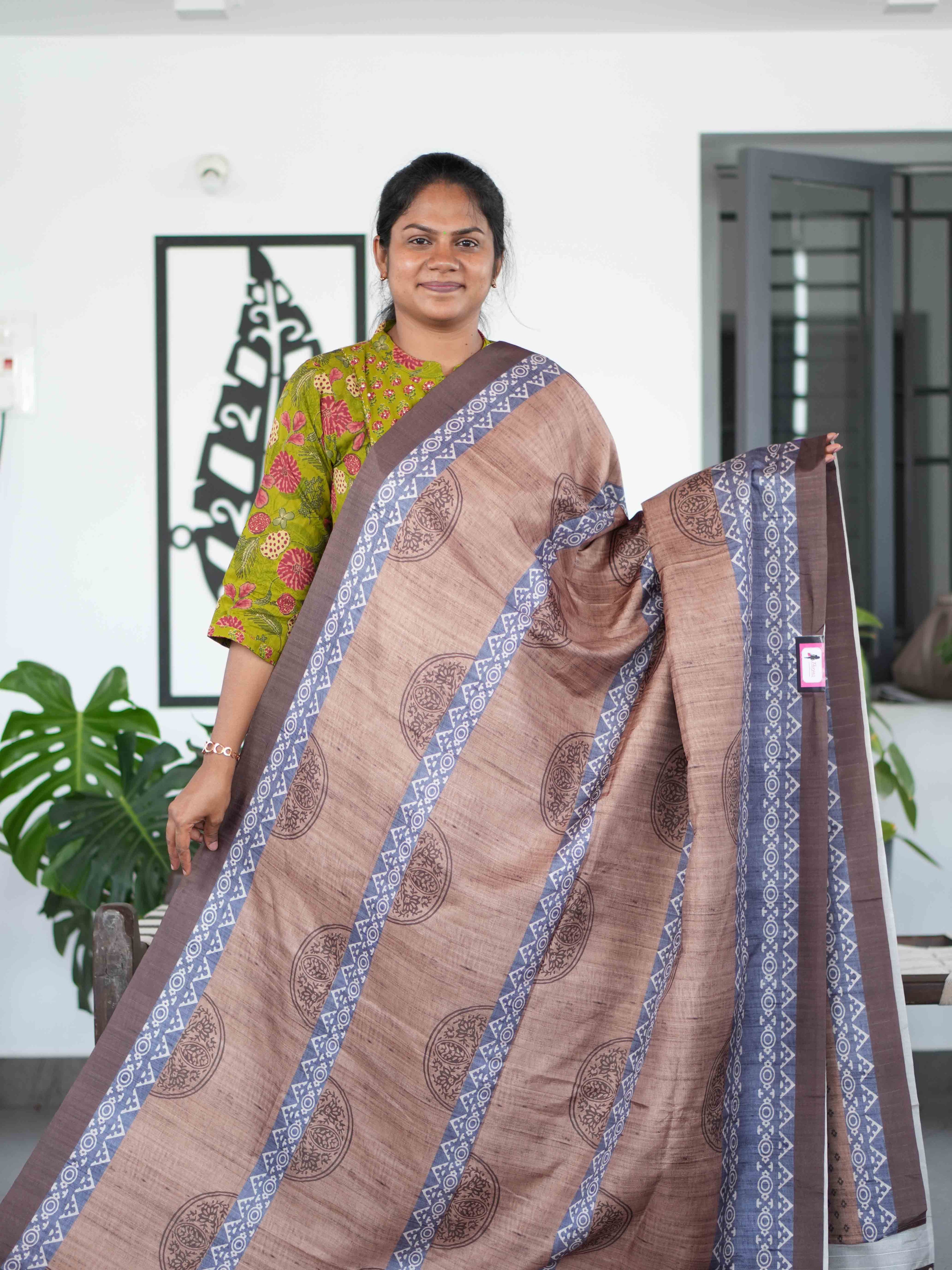 Printed Tussar Sarees Refined Impressions / SKU217 – 8
