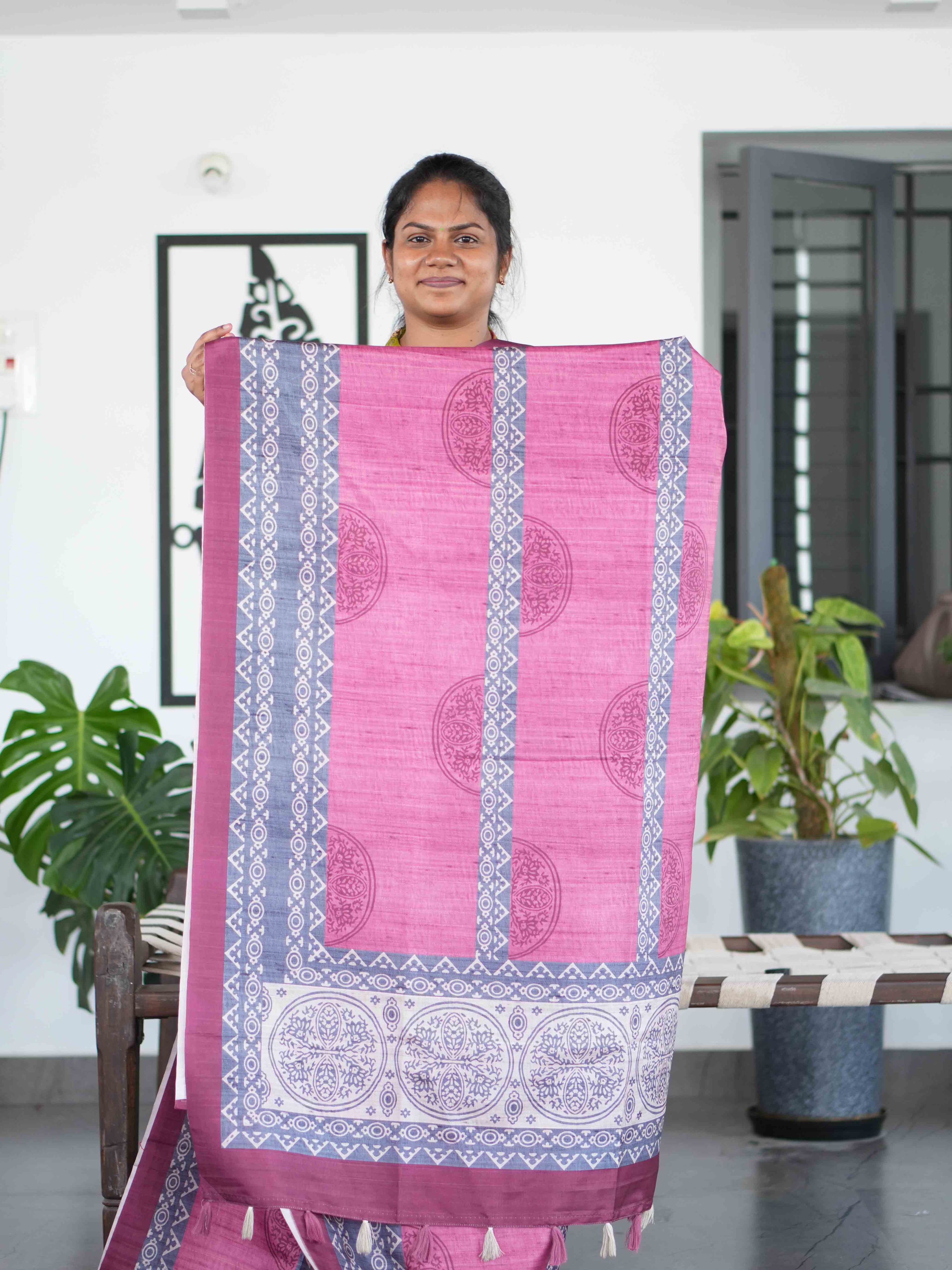 Printed Tussar Sarees Vibrant Harmony / SKU217 – 10