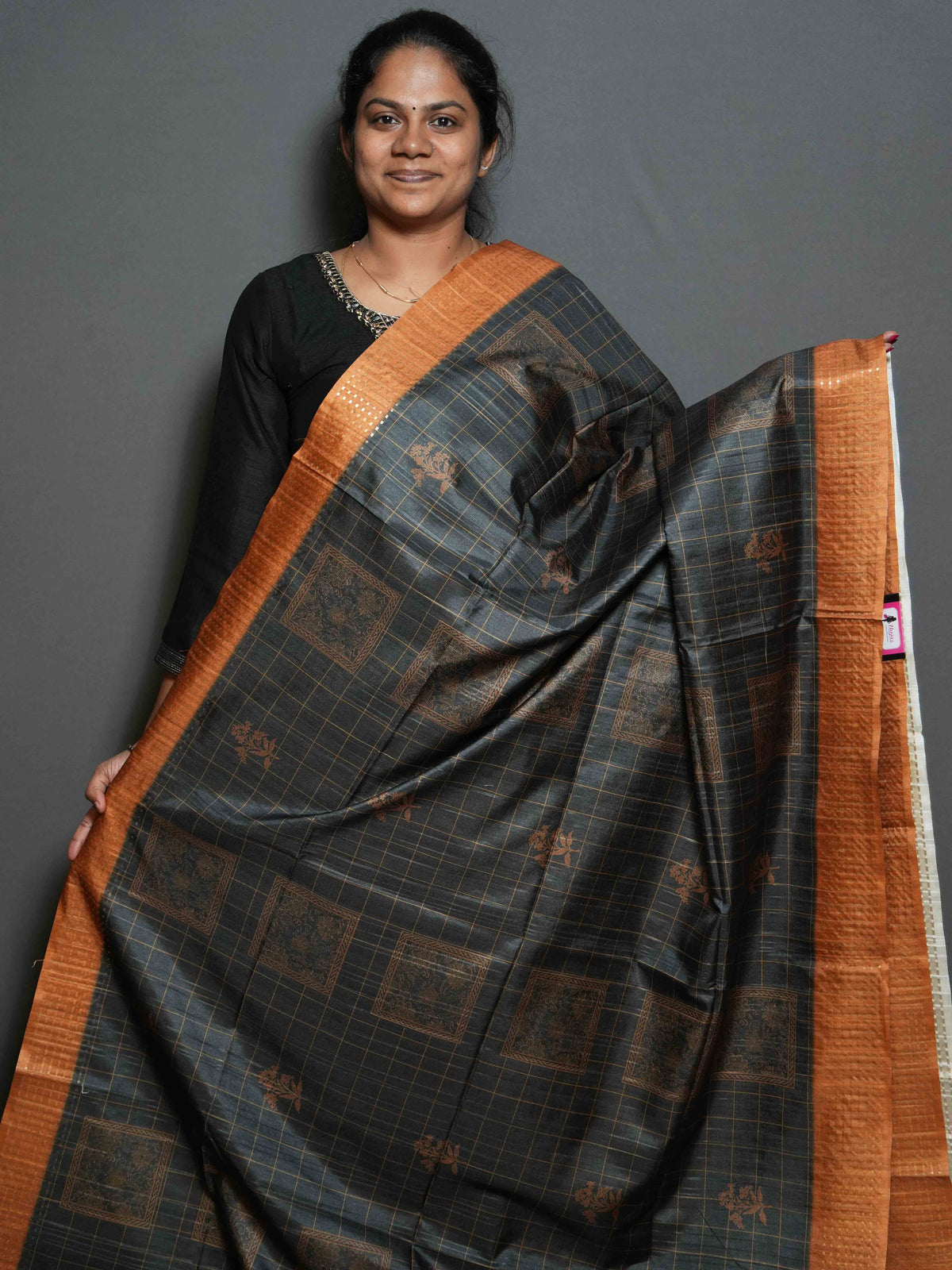 Heritage Checks Tussar Sarees Graceful Checks / SKU308 – 2