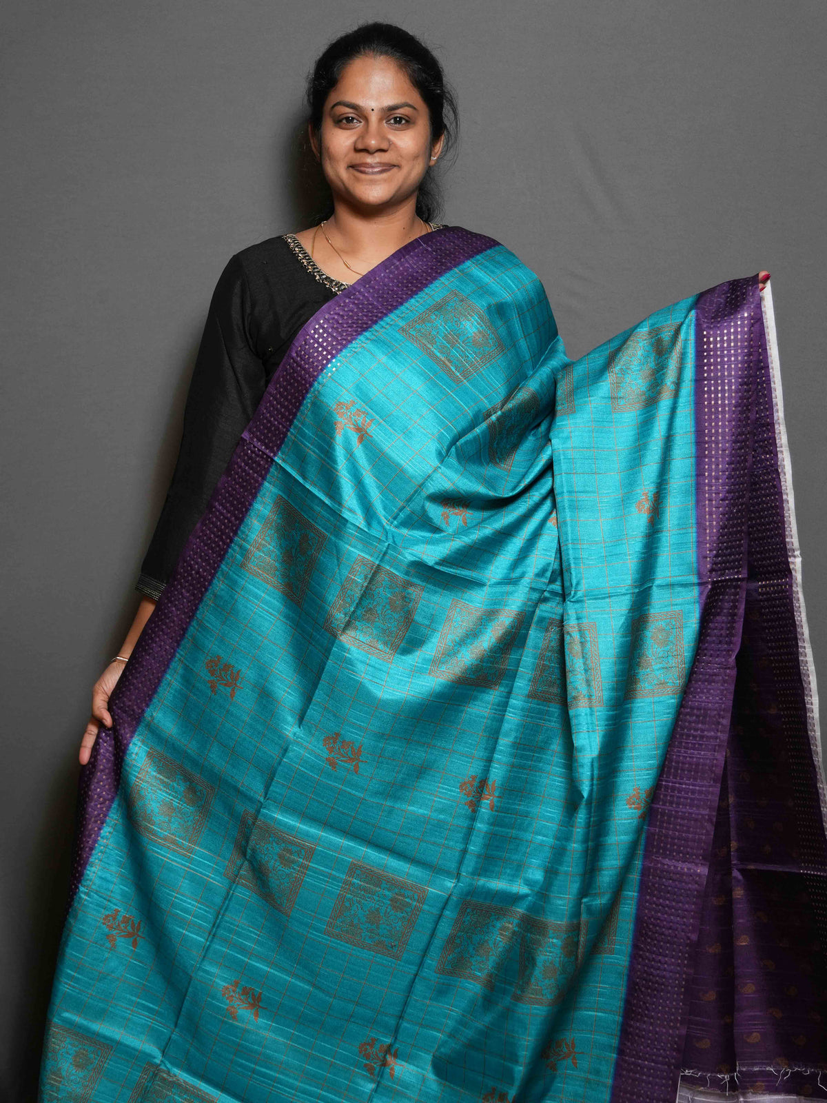 Heritage Checks Tussar Sarees Signature Checks / SKU308 – 5
