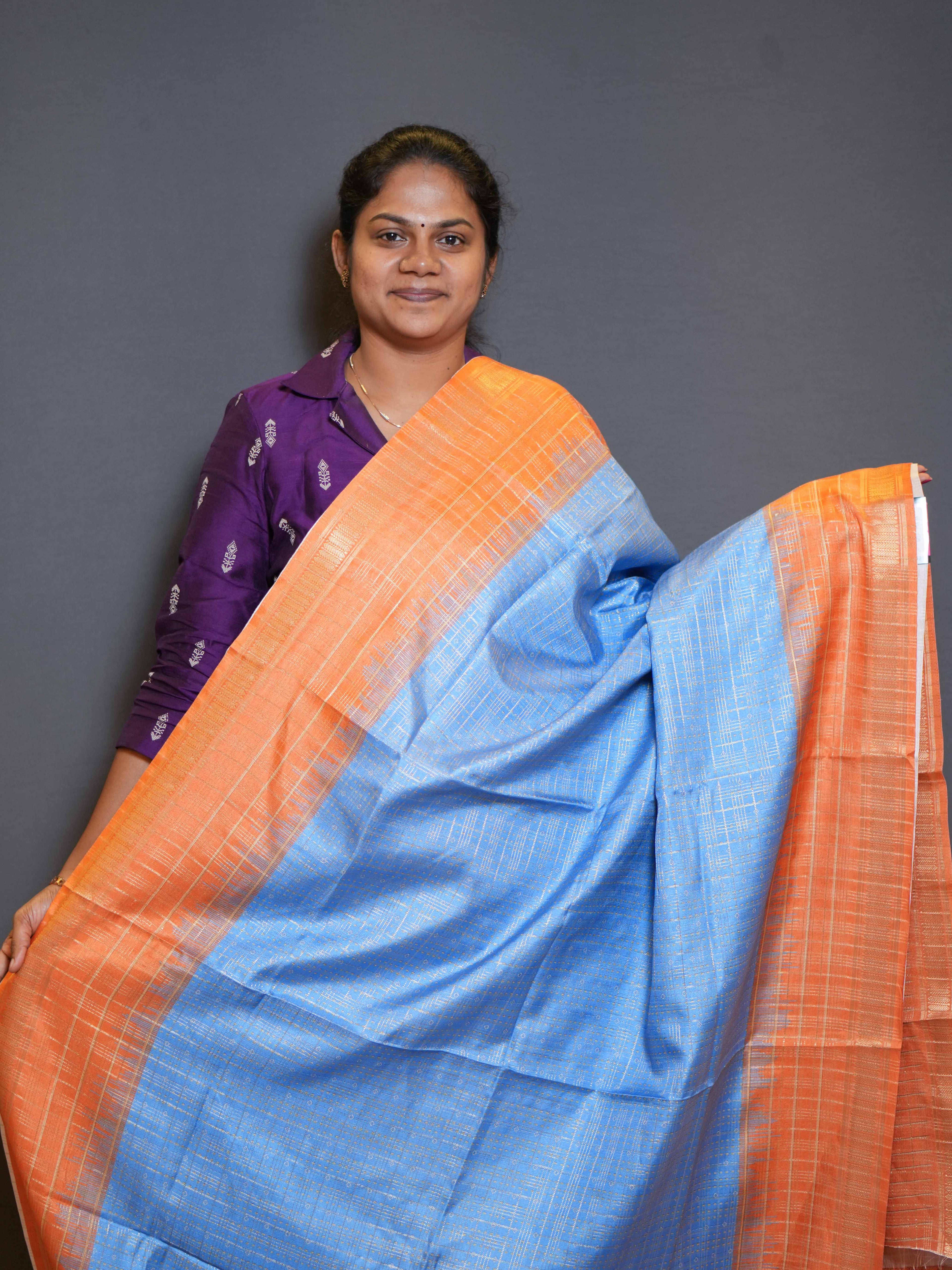 Parampara Silk Sarees Heritage Grace / SKU197 – 5