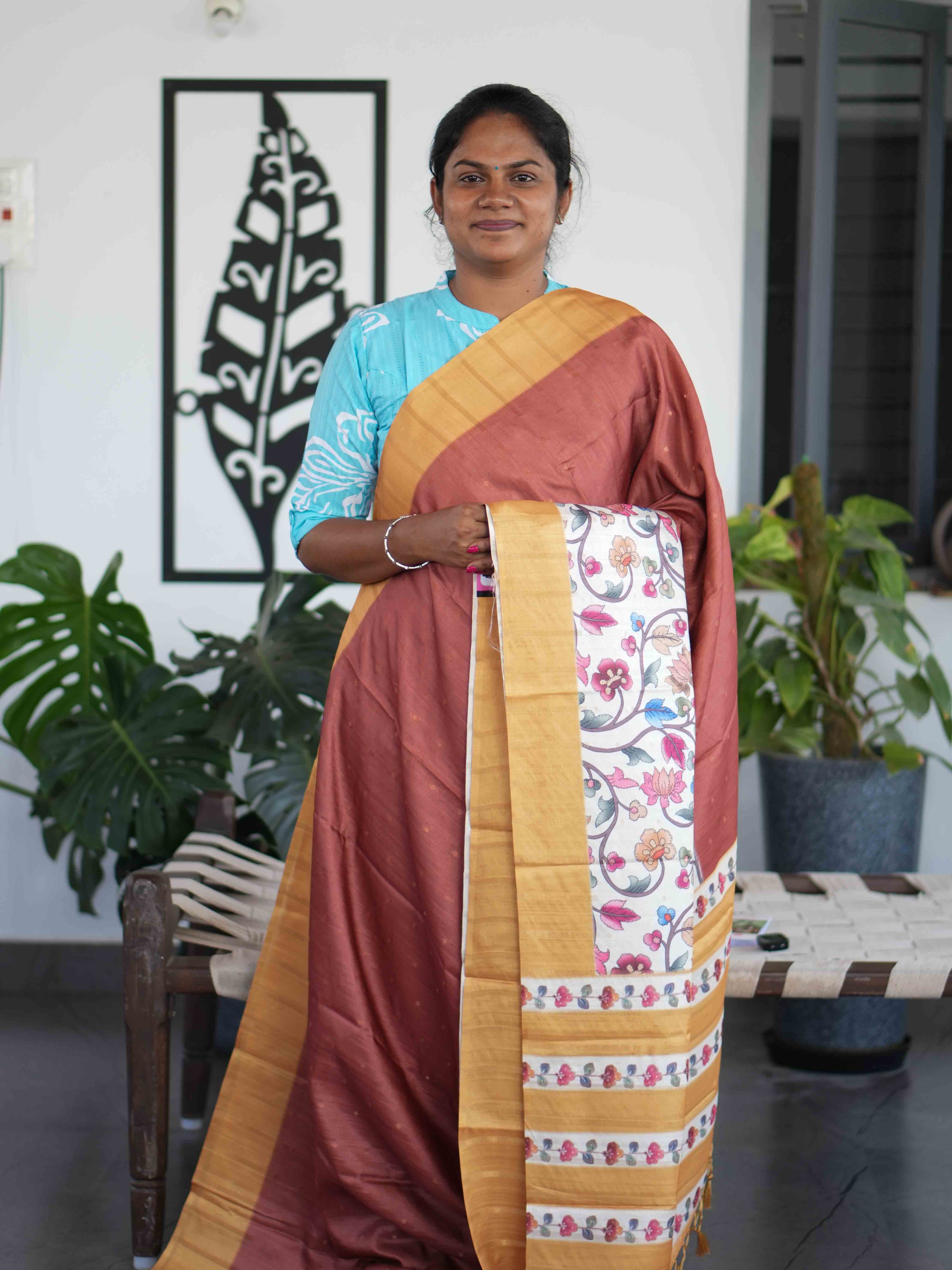 Printed Tussar Sarees Artistic Grace / SKU204 – 6