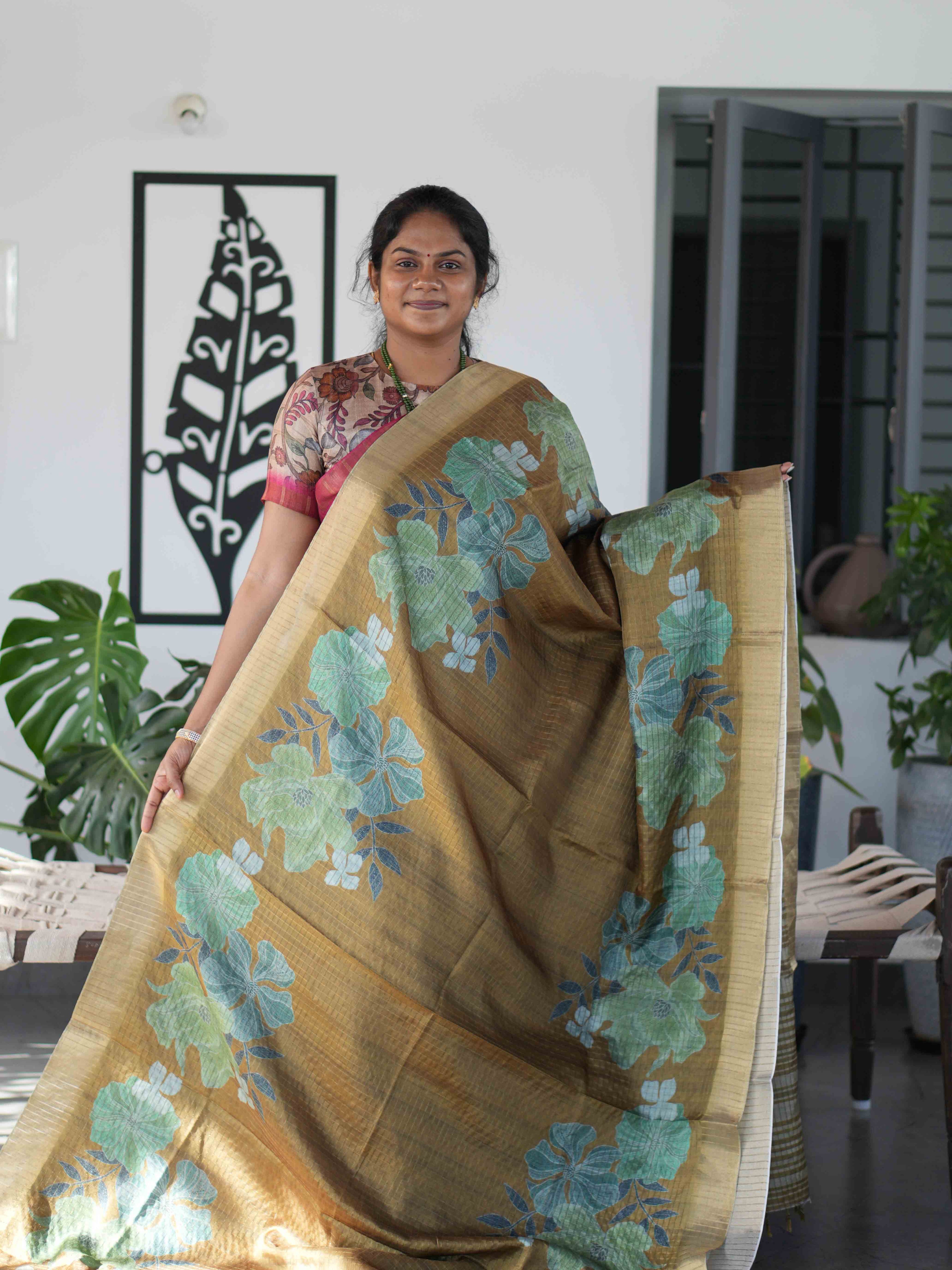 Printed Tussar Sarees Elegant Canvas / SKU232 – 4