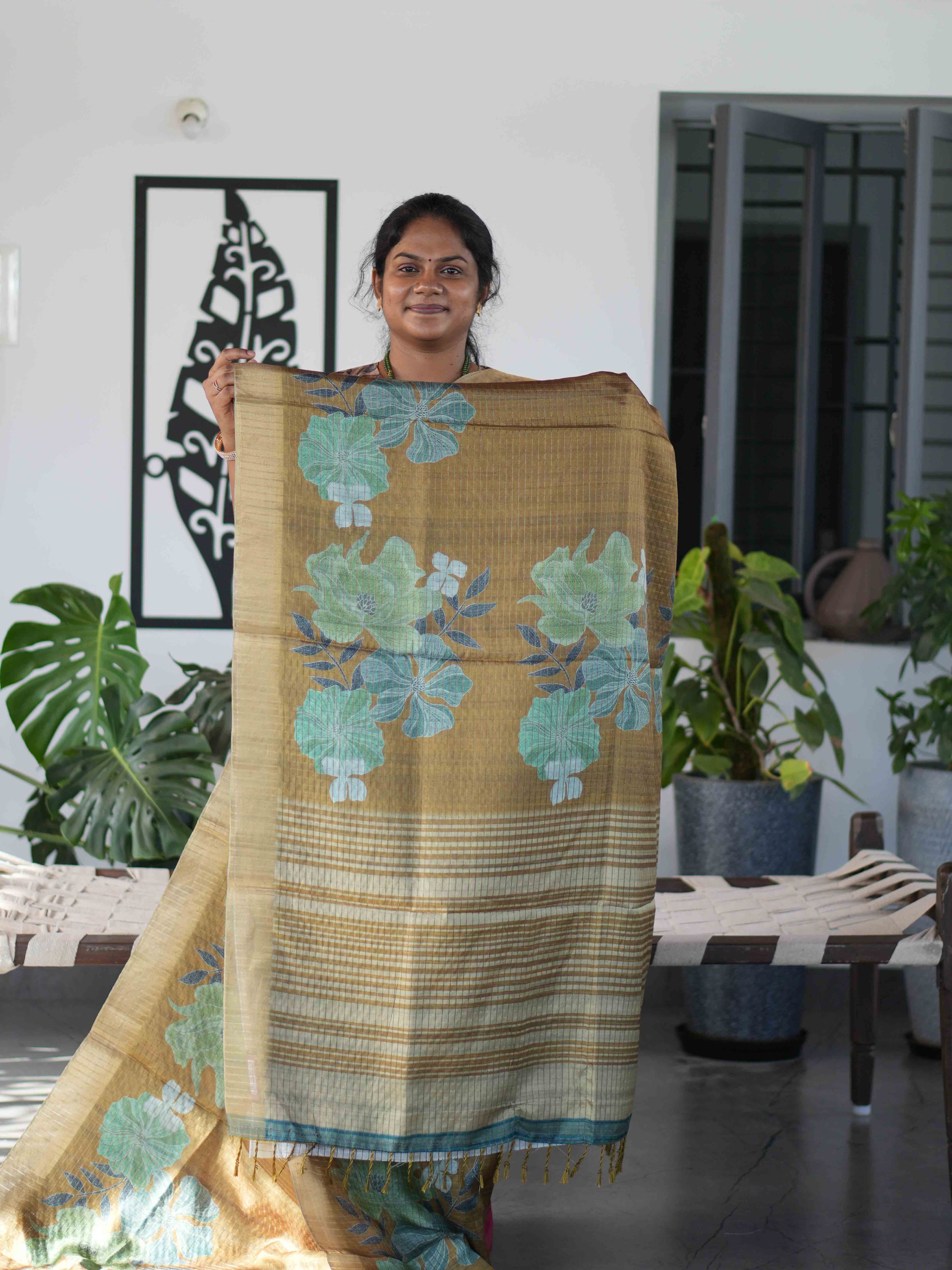 Printed Tussar Sarees Elegant Canvas / SKU232 – 4