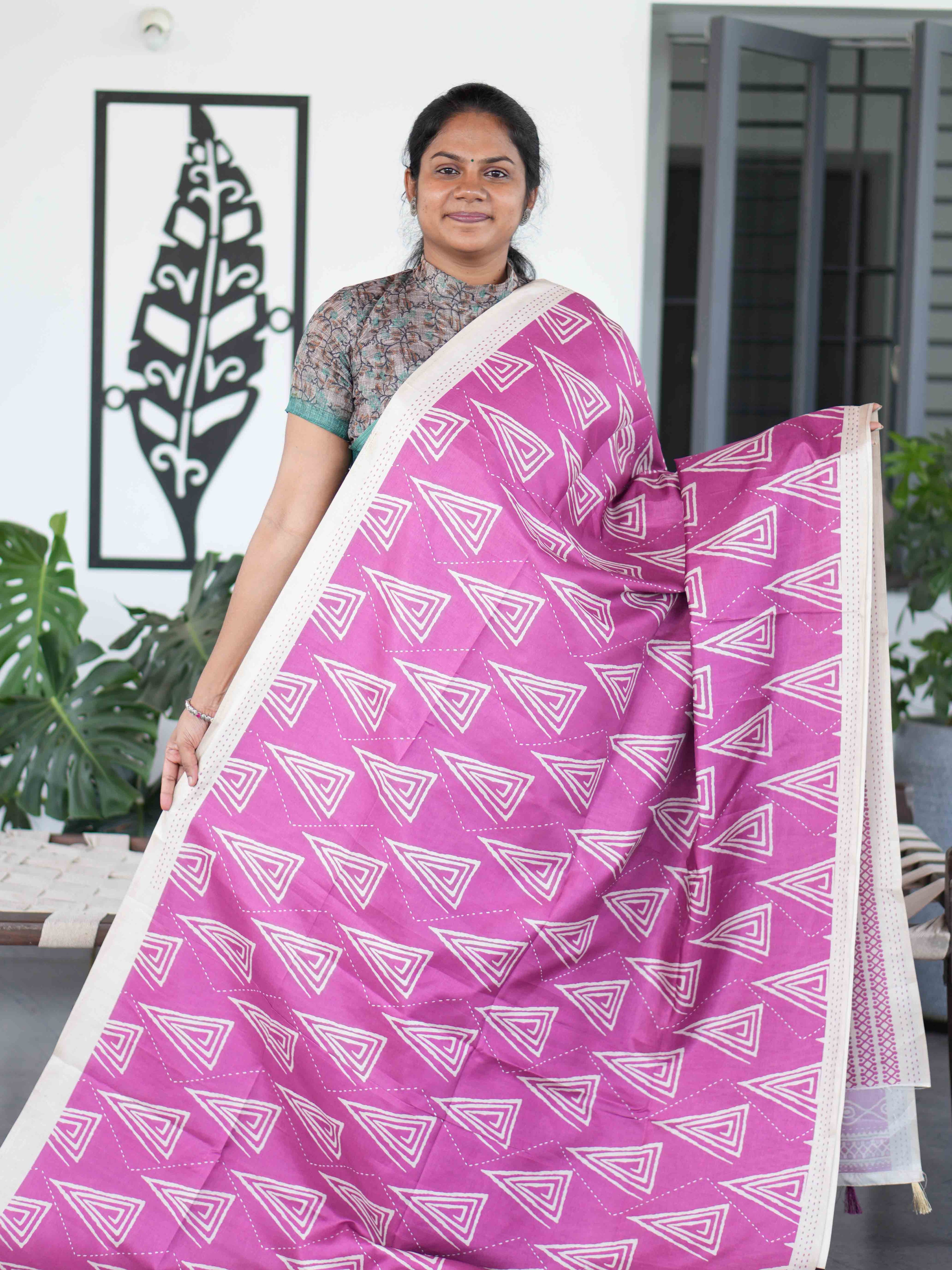 Art Printed Silk Sarees Artistic Bloom / SKU219 – 1