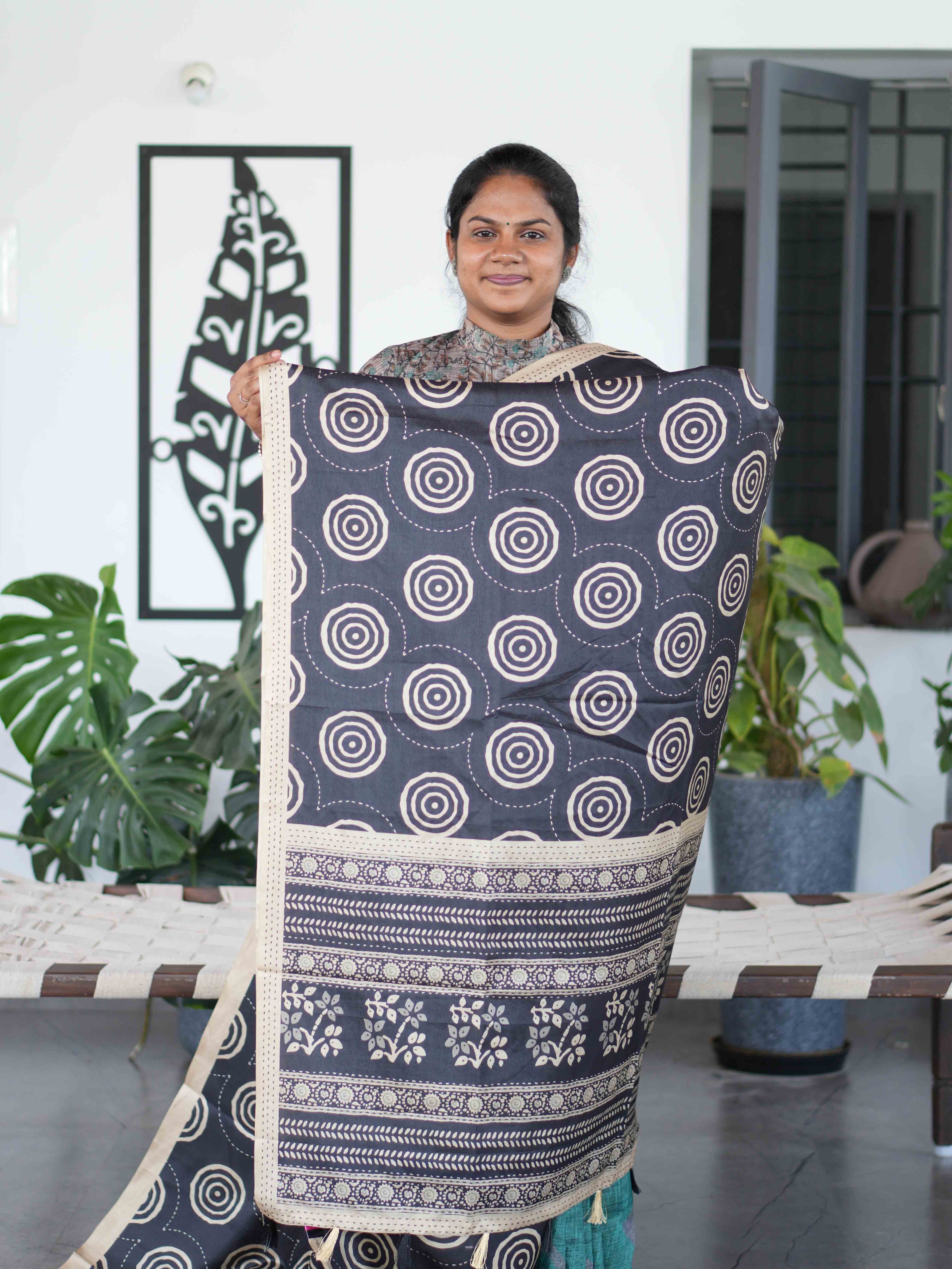 Art Printed Silk Sarees Vibrant Expression / SKU219 – 9