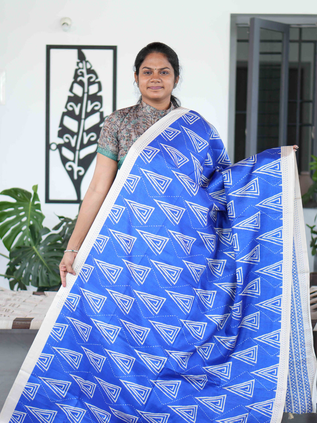 Art Printed Silk Sarees Creative Palette / SKU219 – 5